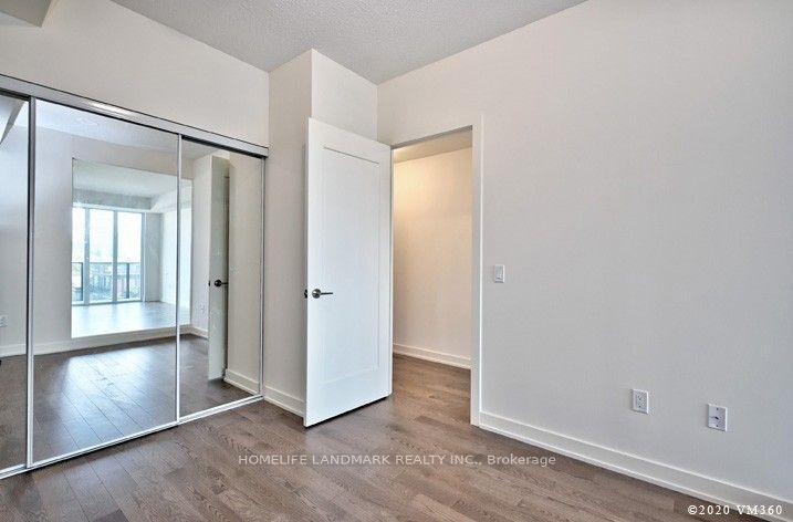 #916 - 330 Richmond Street Property Photo 15