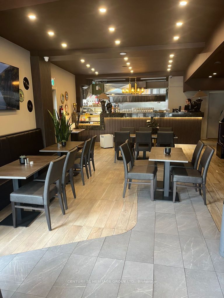 5295 Yonge Street Property Photo 2