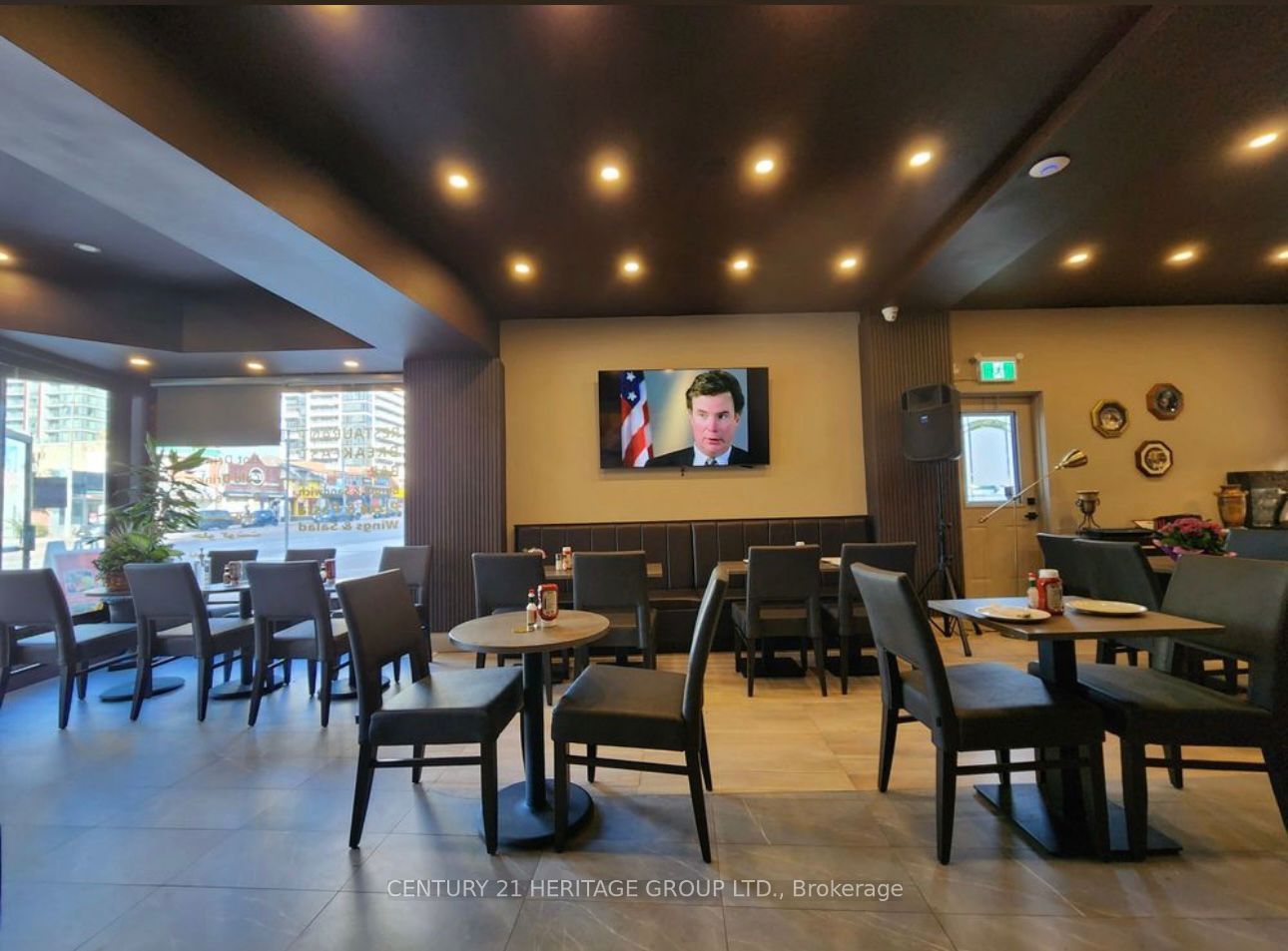 5295 Yonge Street Property Photo 6
