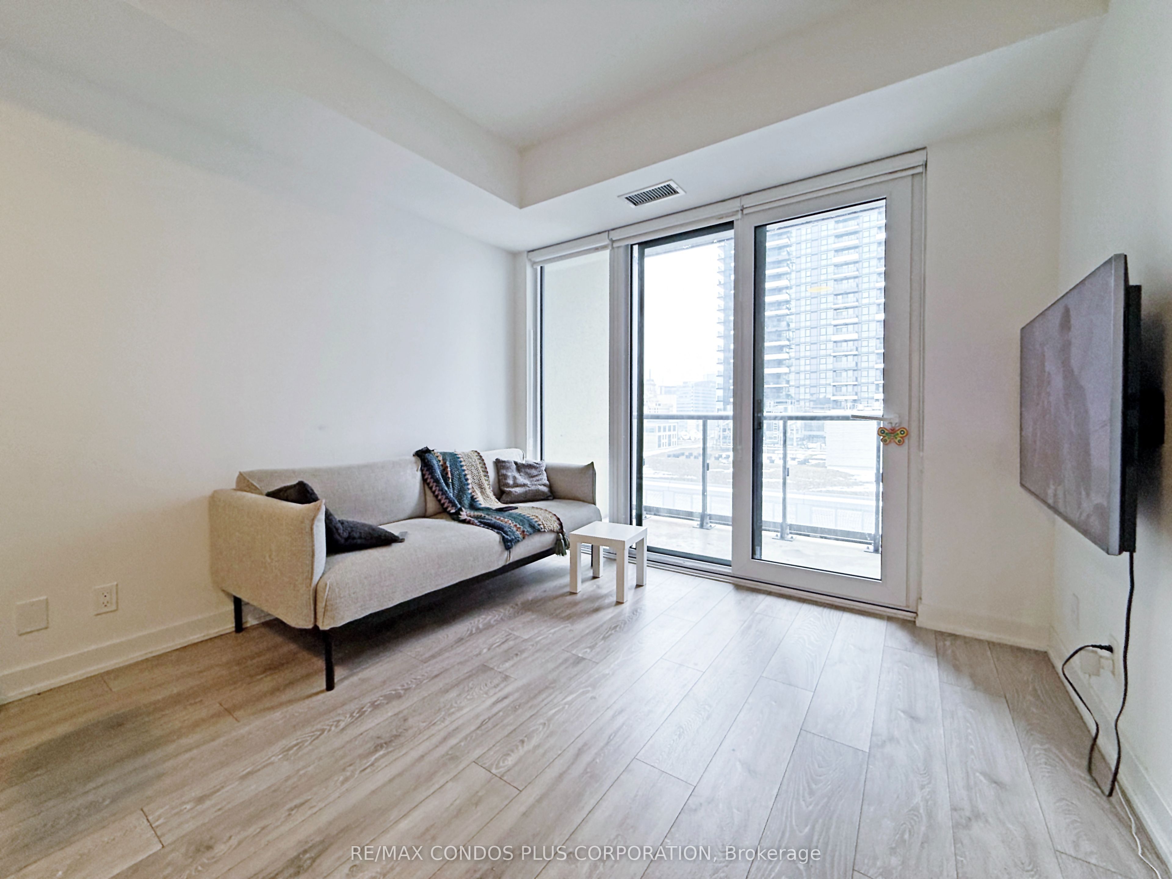 #1305 - 108 Peter Street Property Photo 4