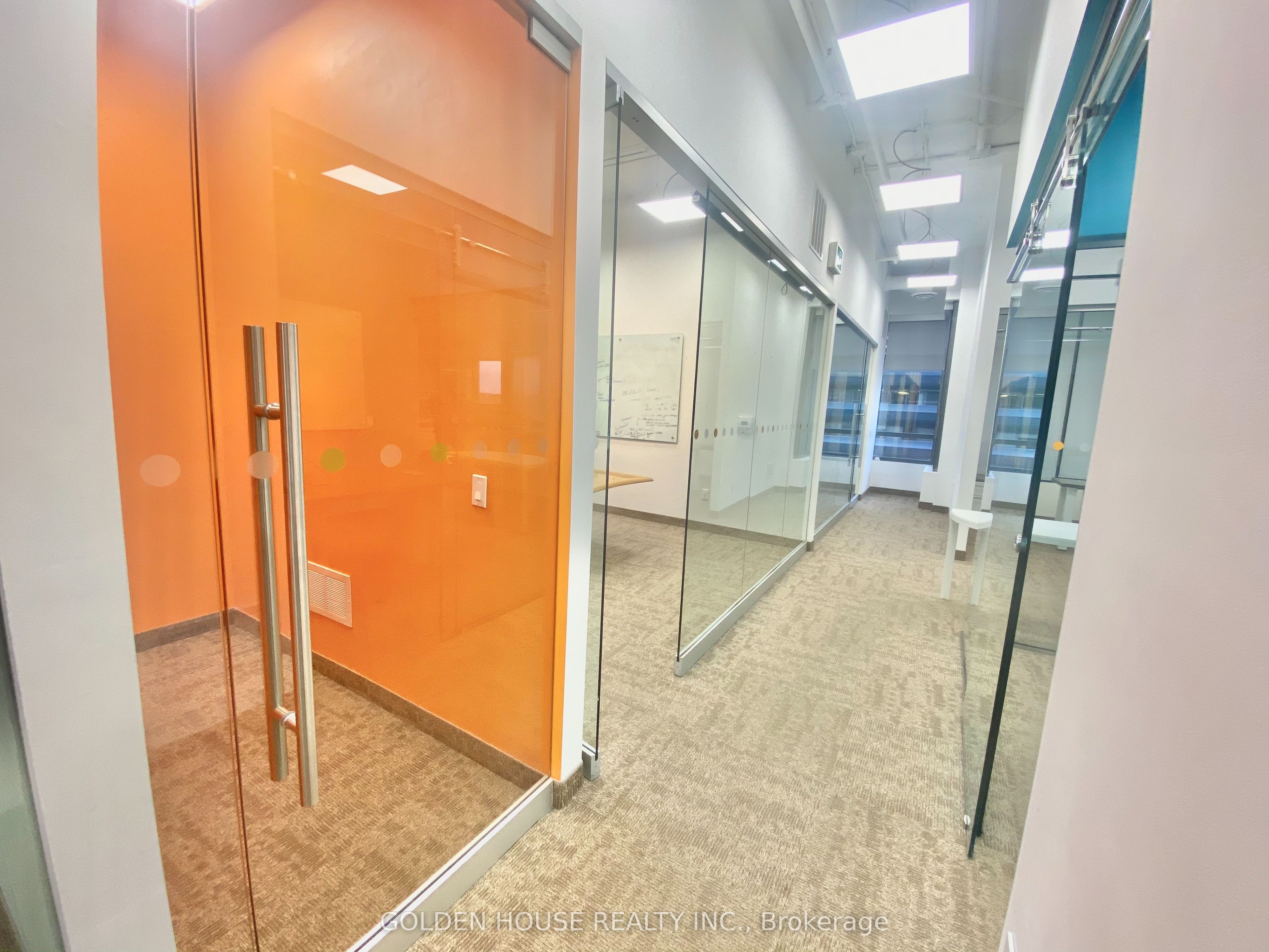 #601/619/620 - 4789 Yonge Street Property Photo 10