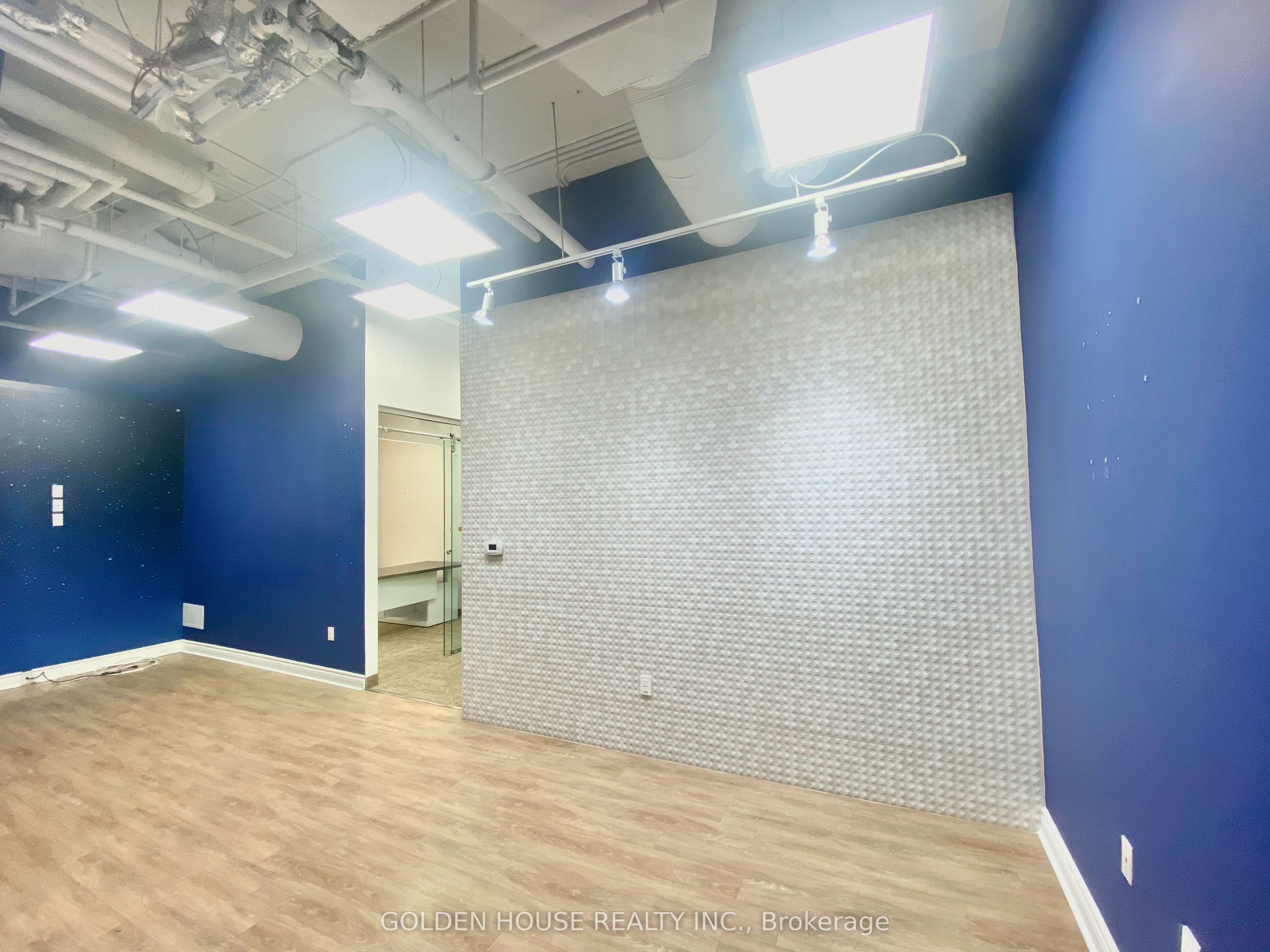 #601/619/620 - 4789 Yonge Street Property Photo 12