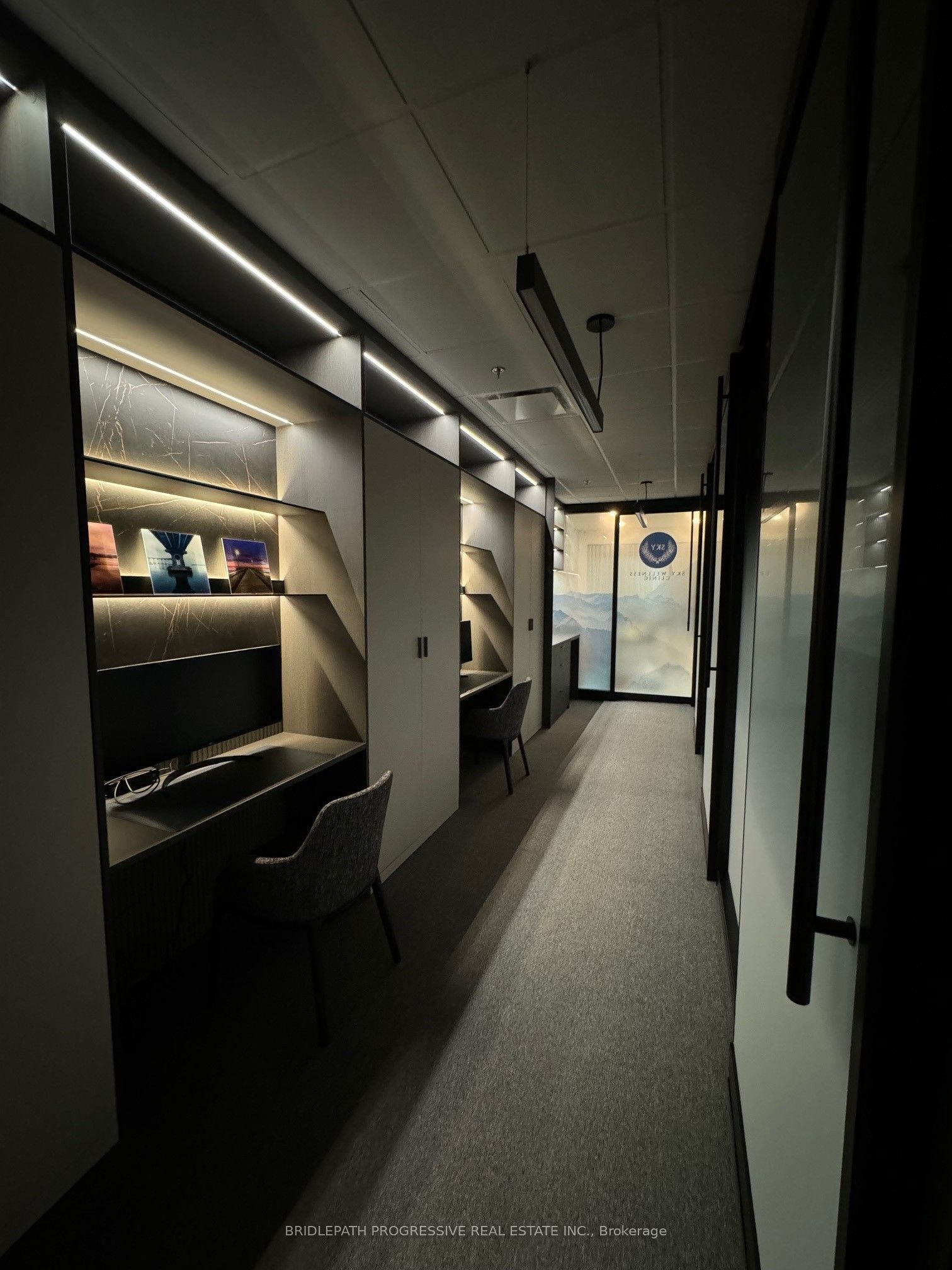 #d - 12 Harrison Gardens Property Photo 13