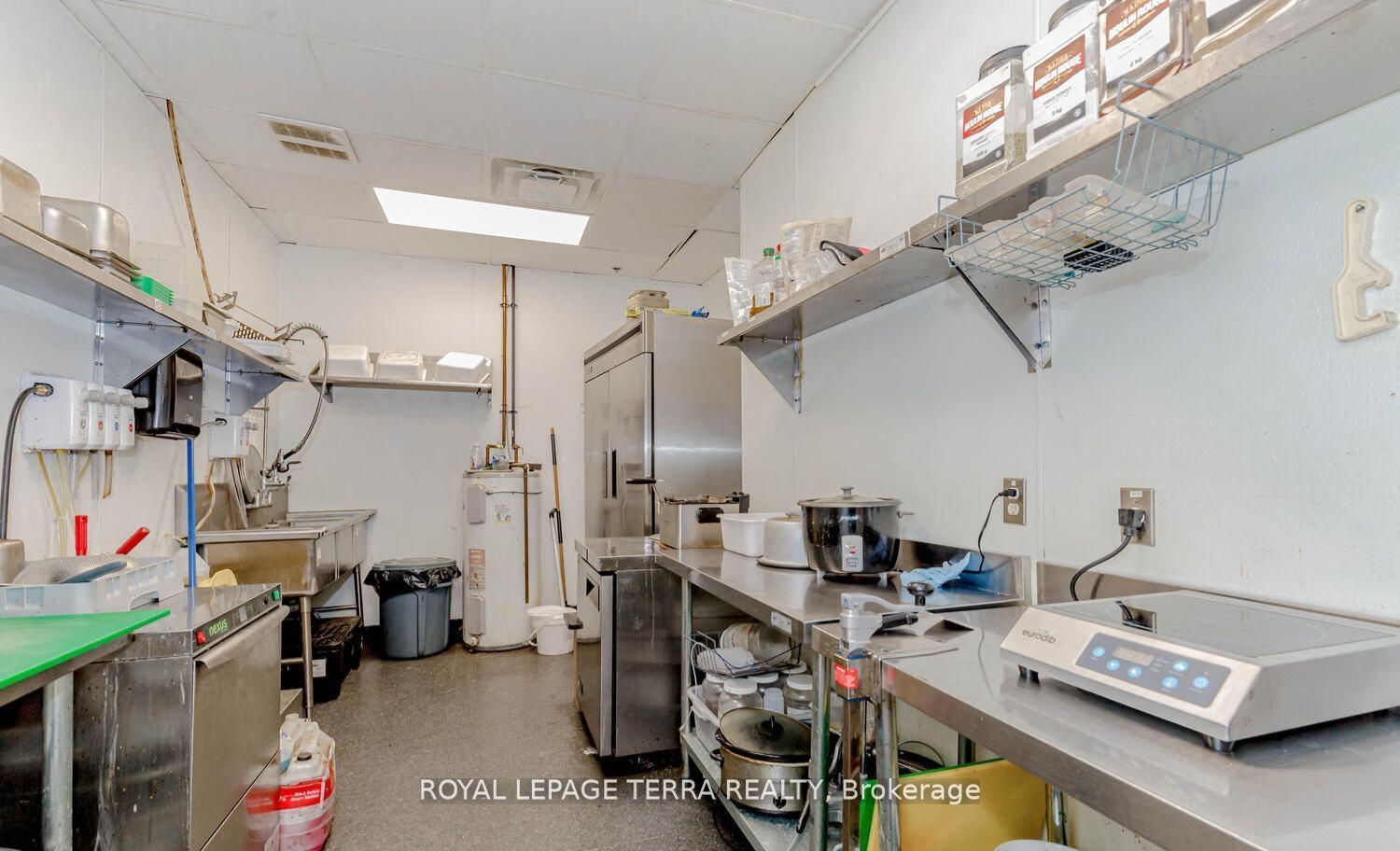 1029 King Street Property Photo 12