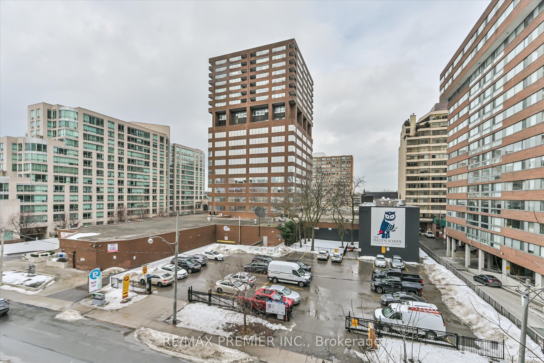 #407 - 32 Davenport Road Property Photo 14