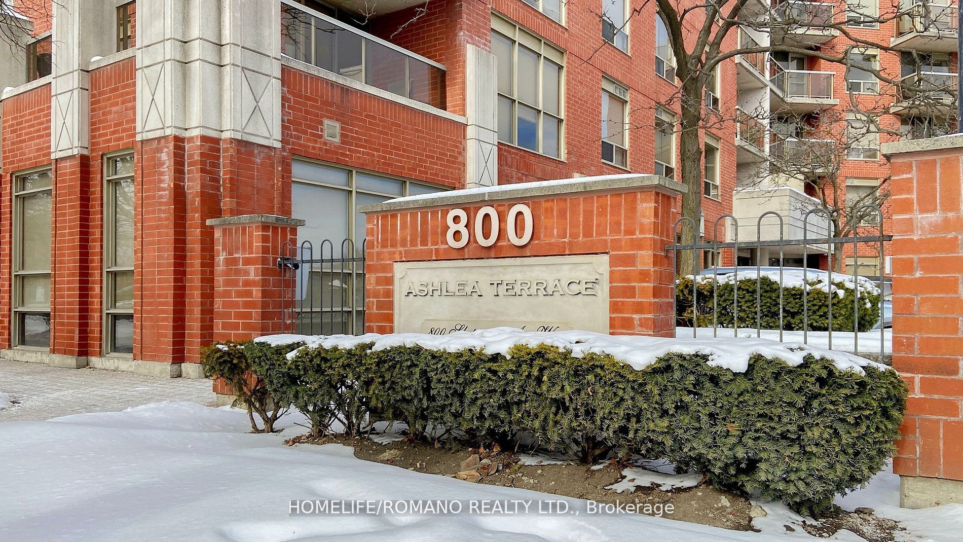#c1 & C3 - 800 Sheppard Avenue Property Photo 1