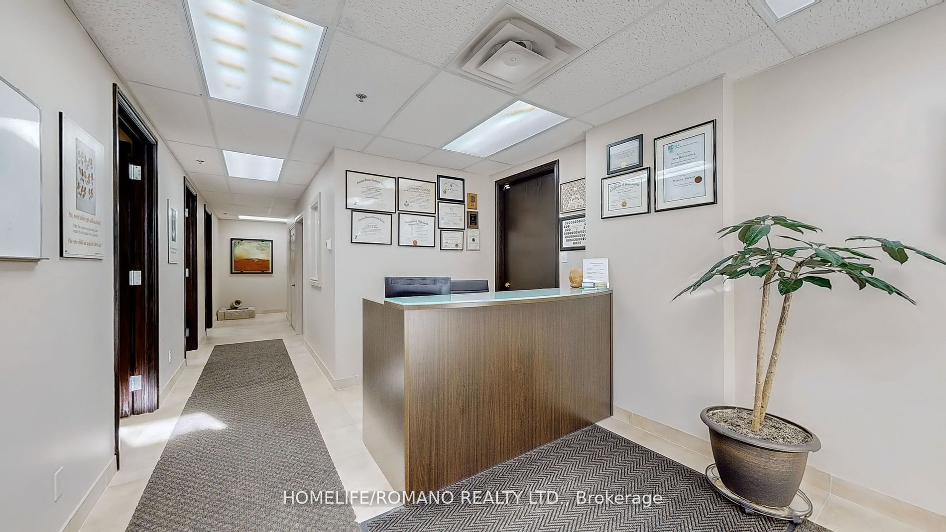 #c1 & C3 - 800 Sheppard Avenue Property Photo 20