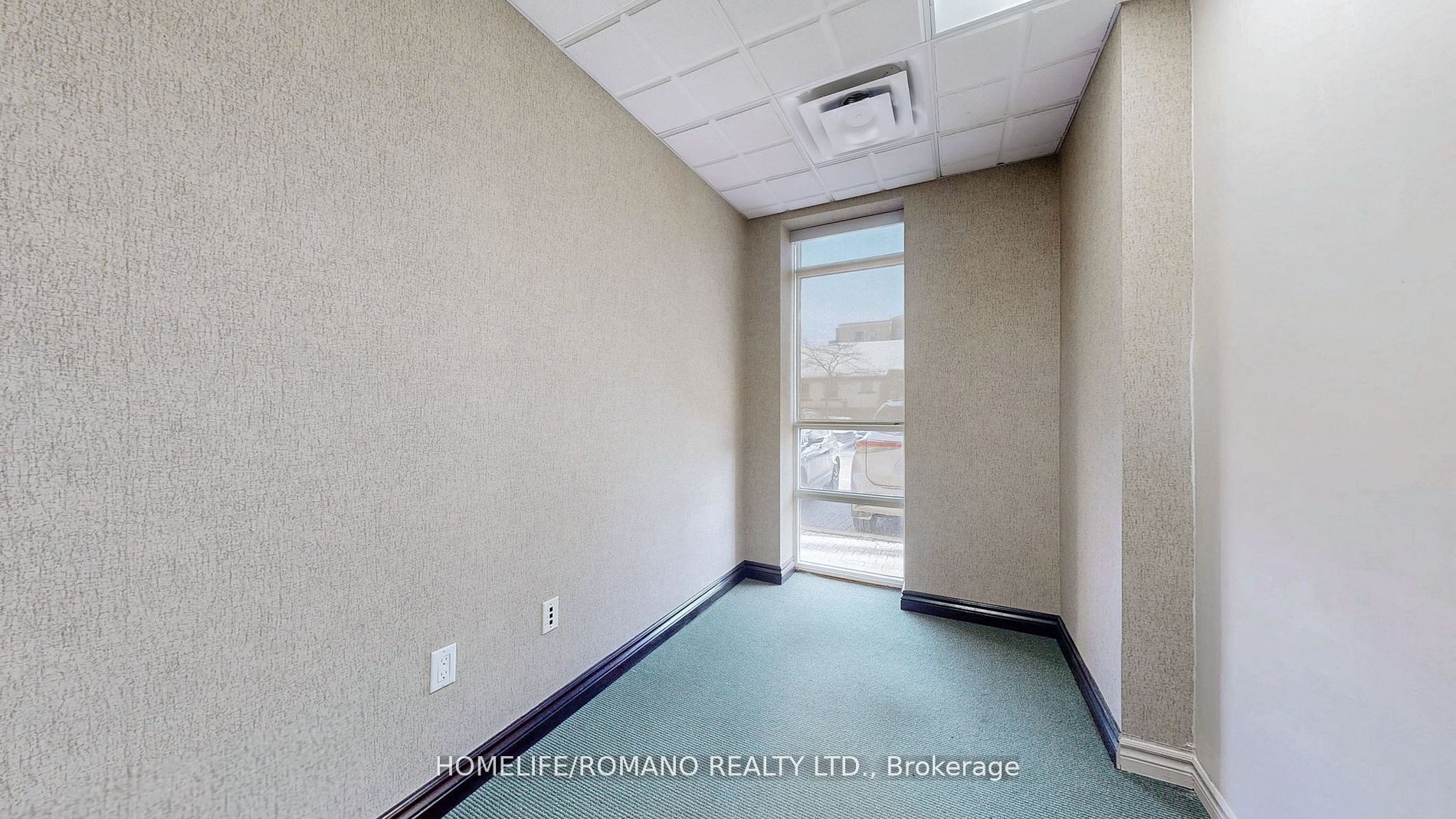 #c1 & C3 - 800 Sheppard Avenue Property Photo 27