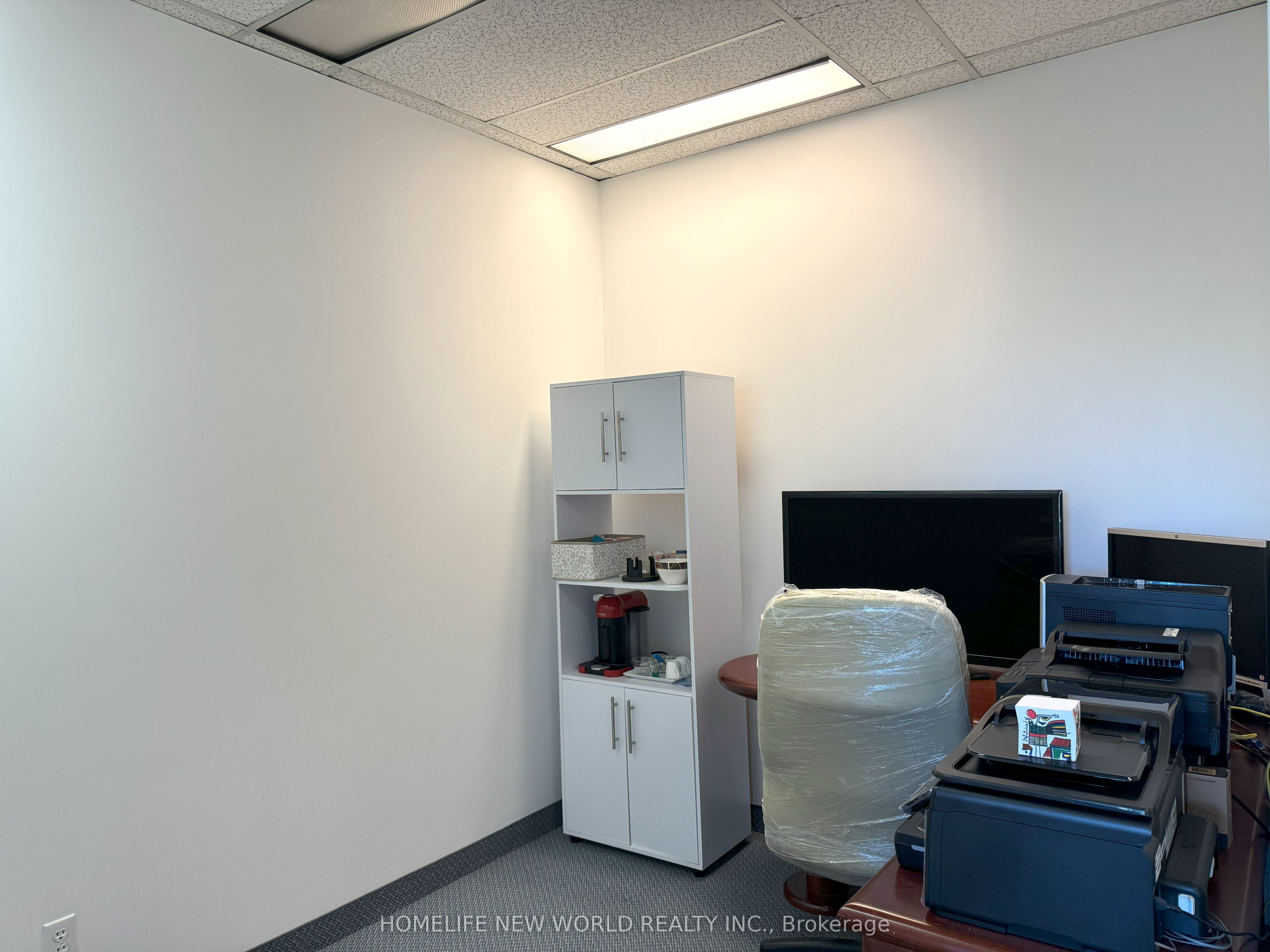 #405 - 220 Duncan Mill Road Property Photo 12