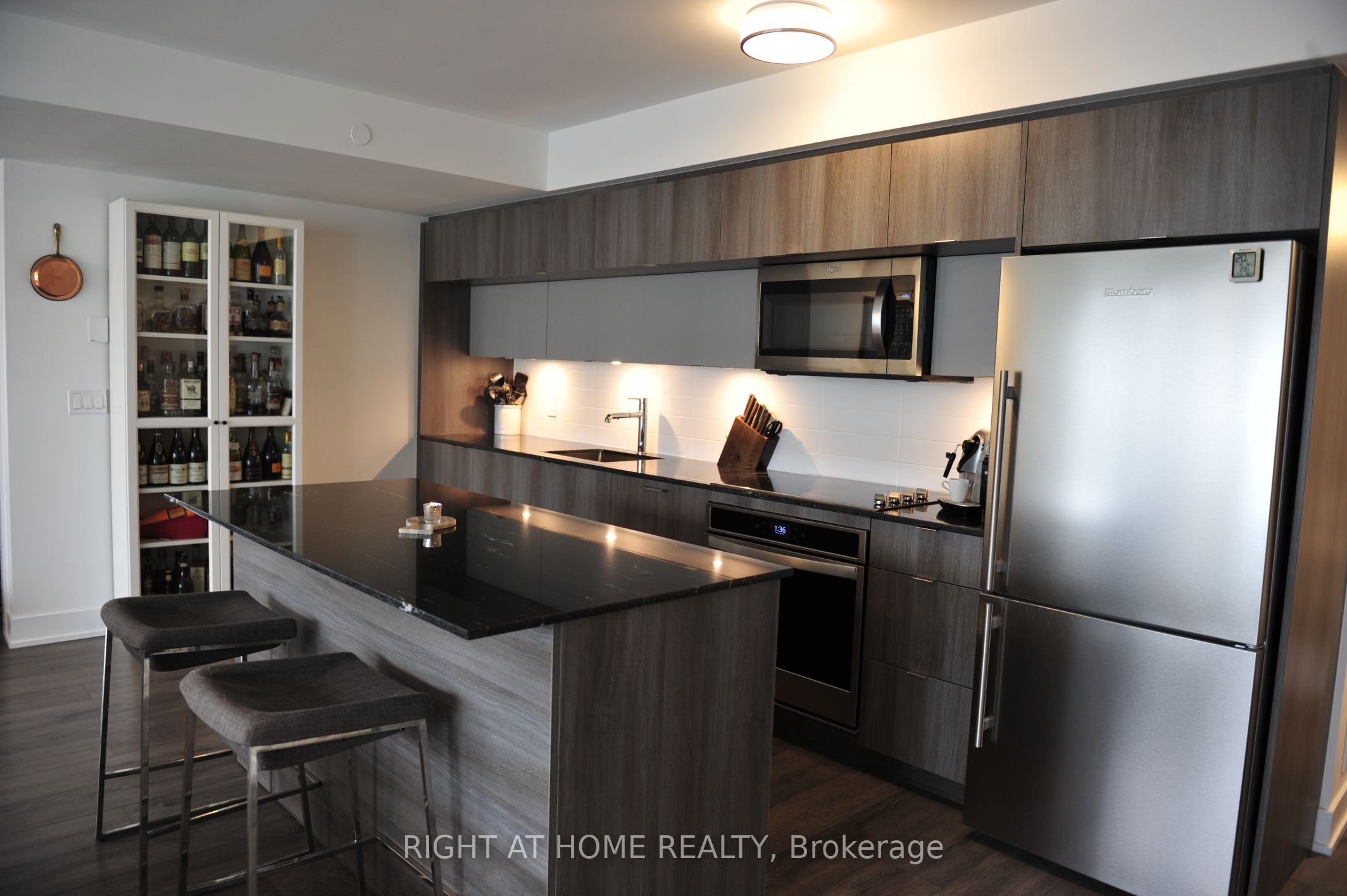 575 Bloor Street E 1502 Property Photo 3