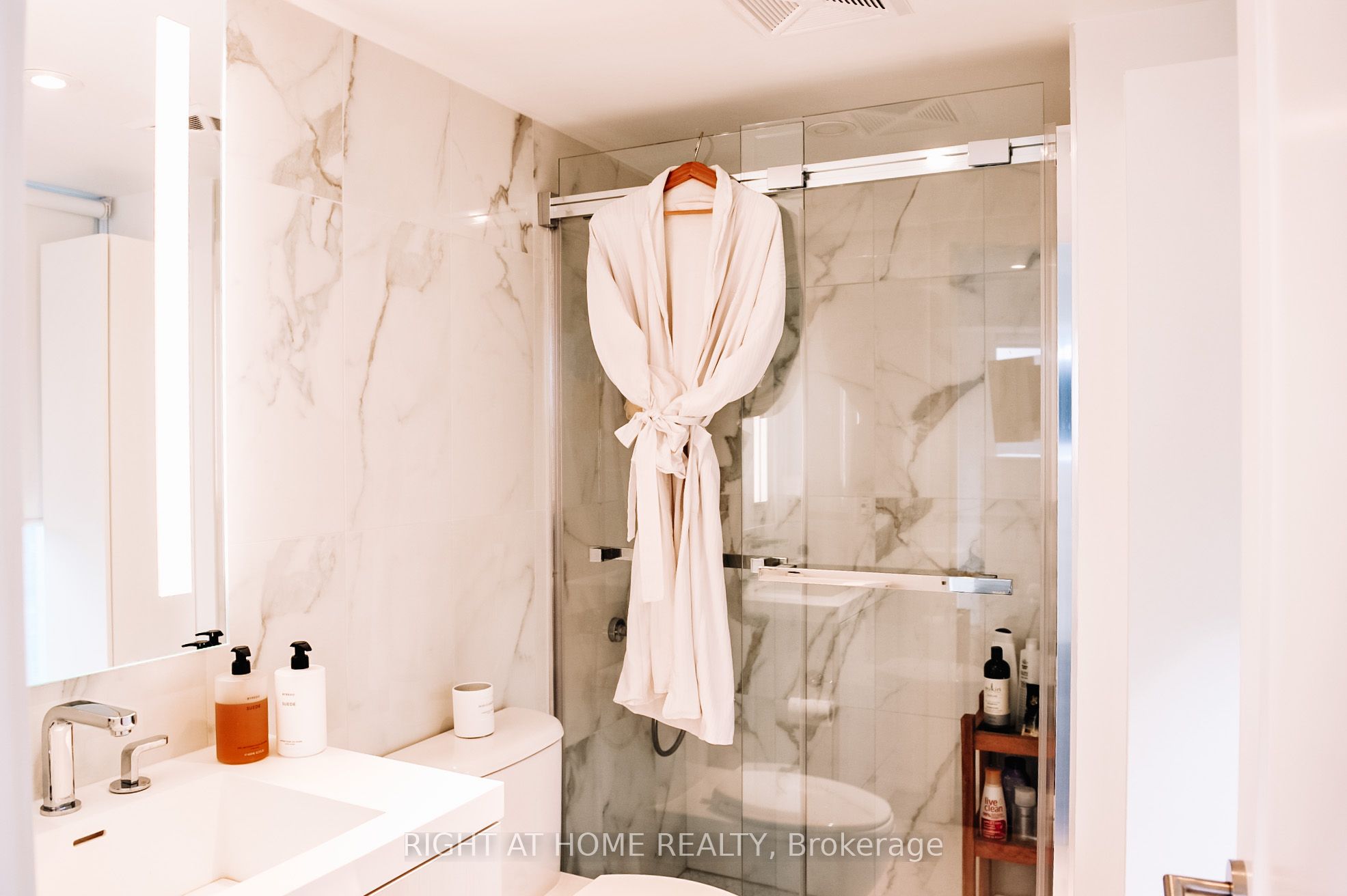 575 Bloor Street E 1502 Property Photo 8