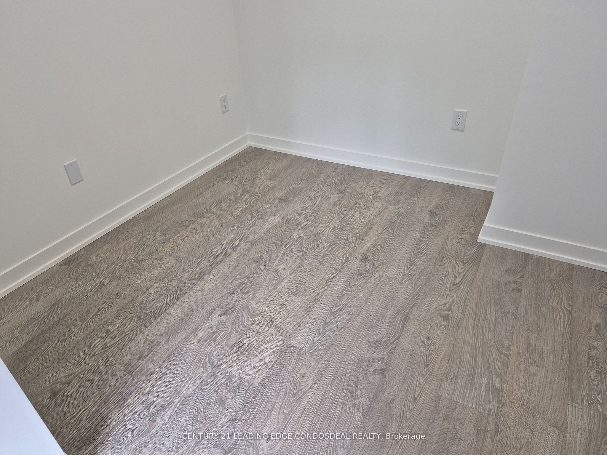 #425 - 500 Wilson Avenue Property Photo 14