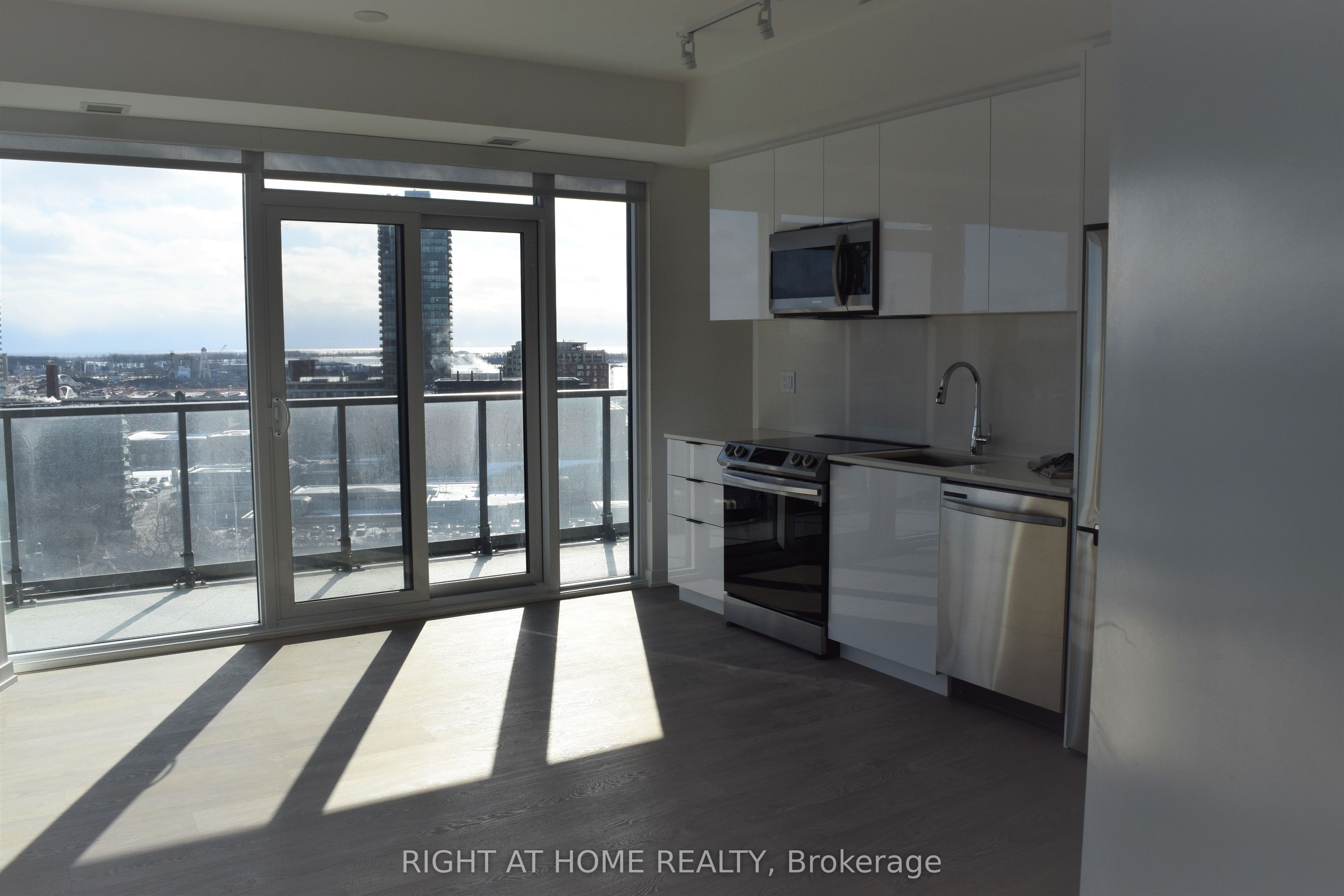 #1207 - 50 Power Street Property Photo 9