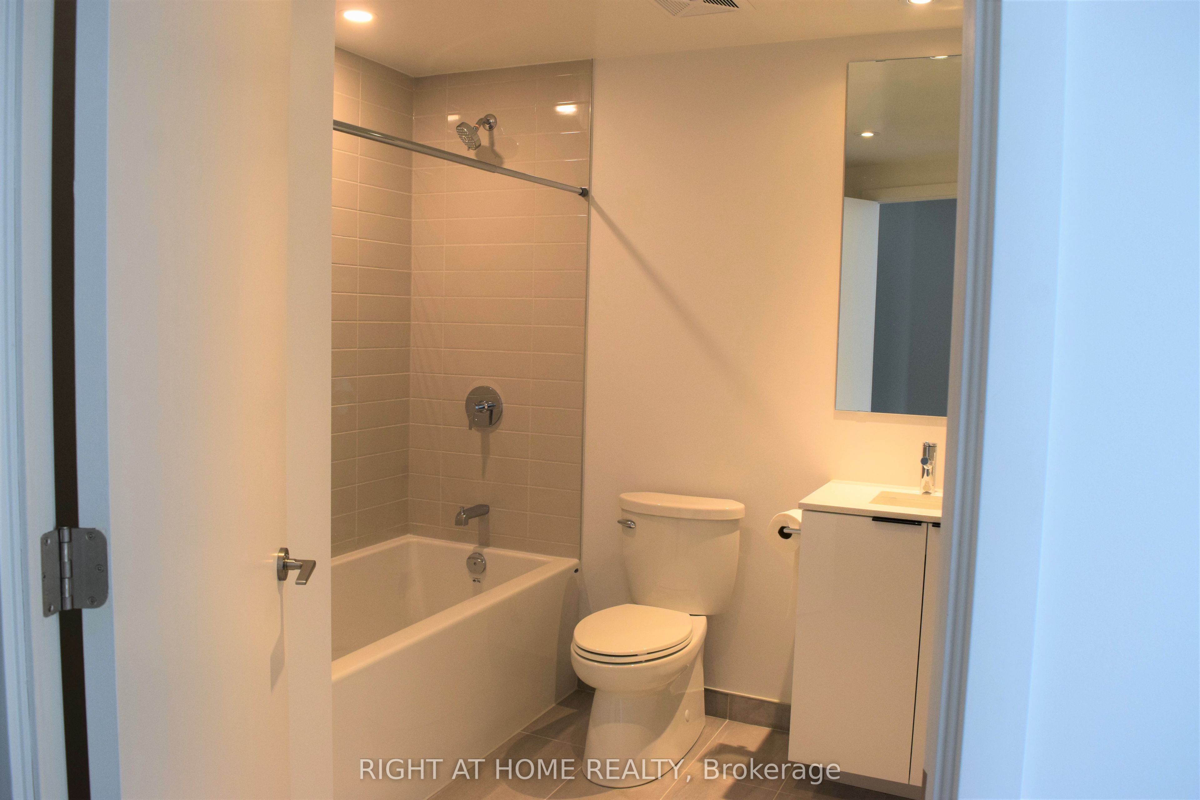 #1207 - 50 Power Street Property Photo 12