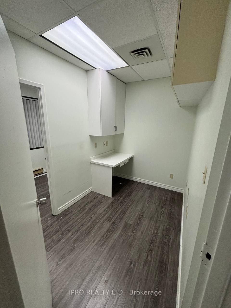 #512 - 600 Sherbourne Street Property Photo 8