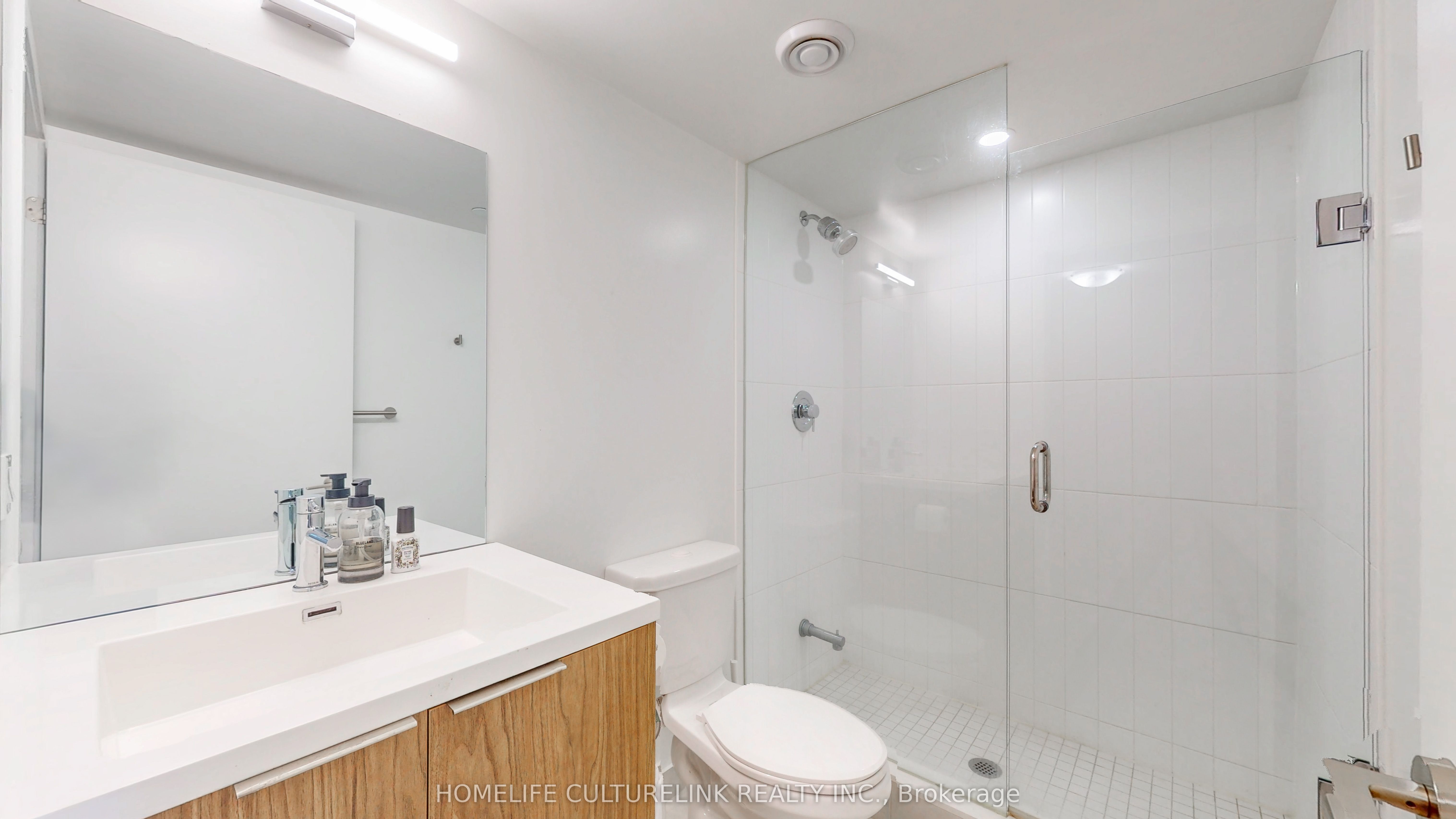 60 Shuter Street 908 Property Photo 10