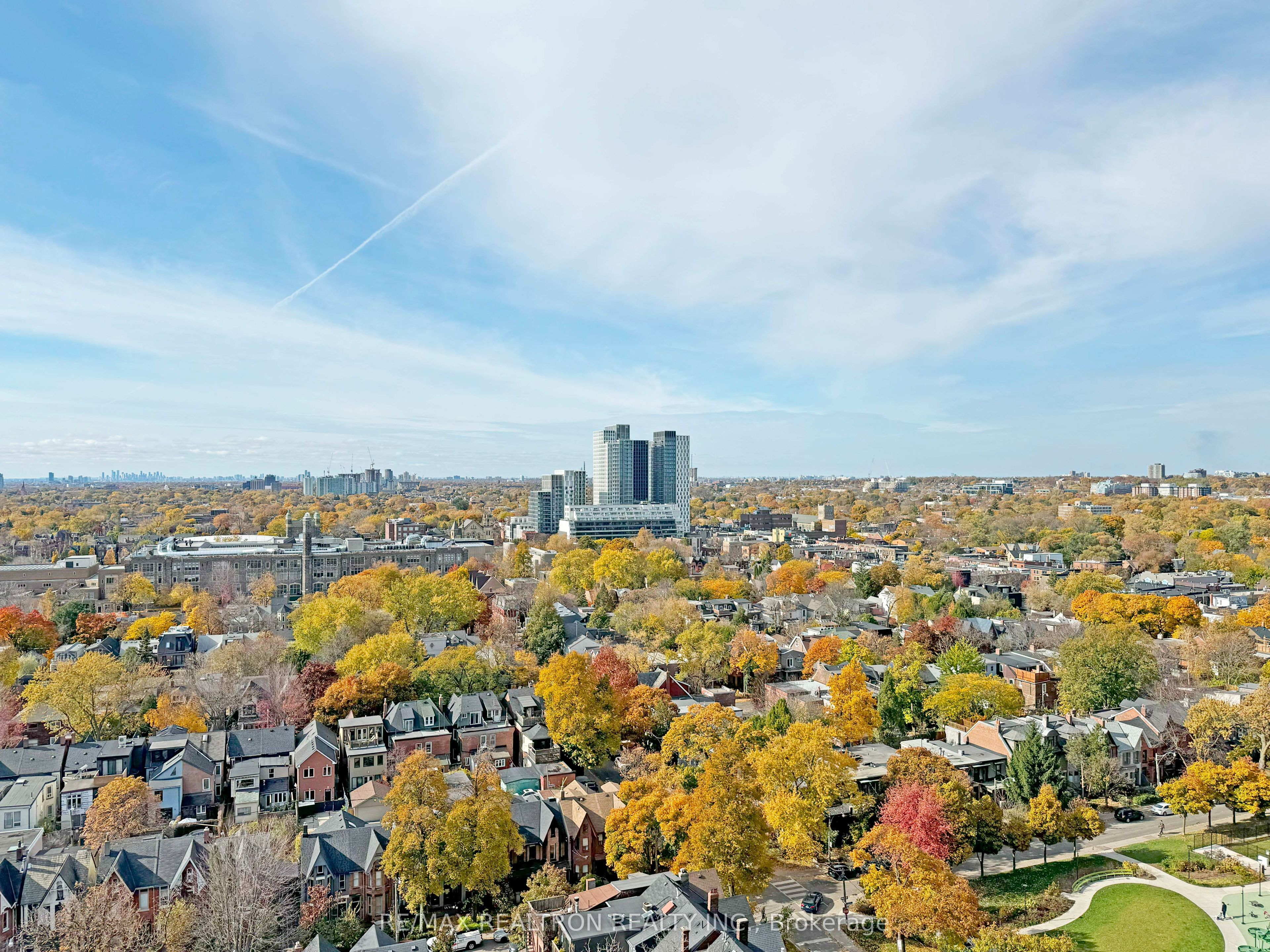 #2001 - 666 Spadina Avenue Property Photo 12