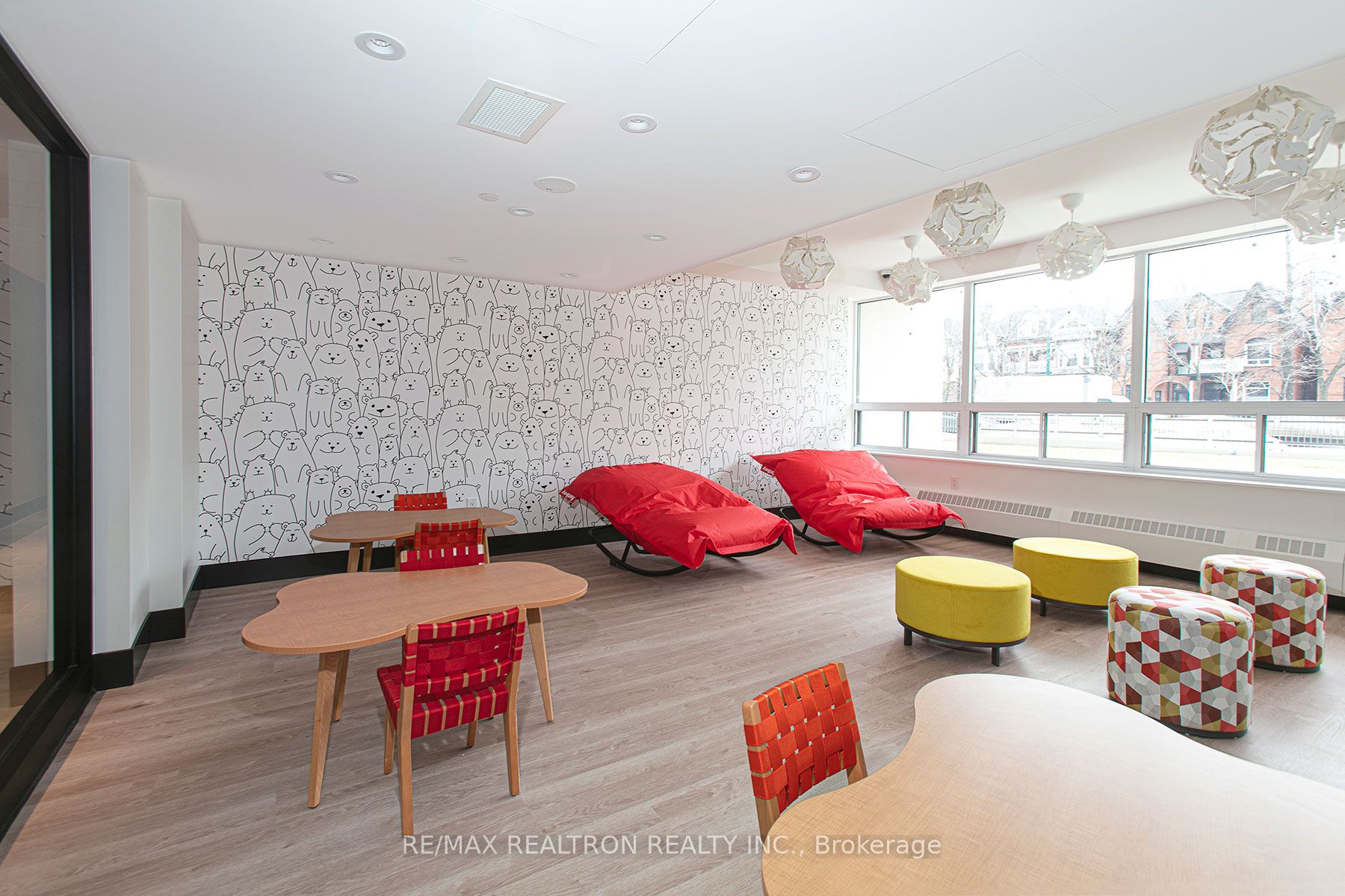 #2001 - 666 Spadina Avenue Property Photo 15