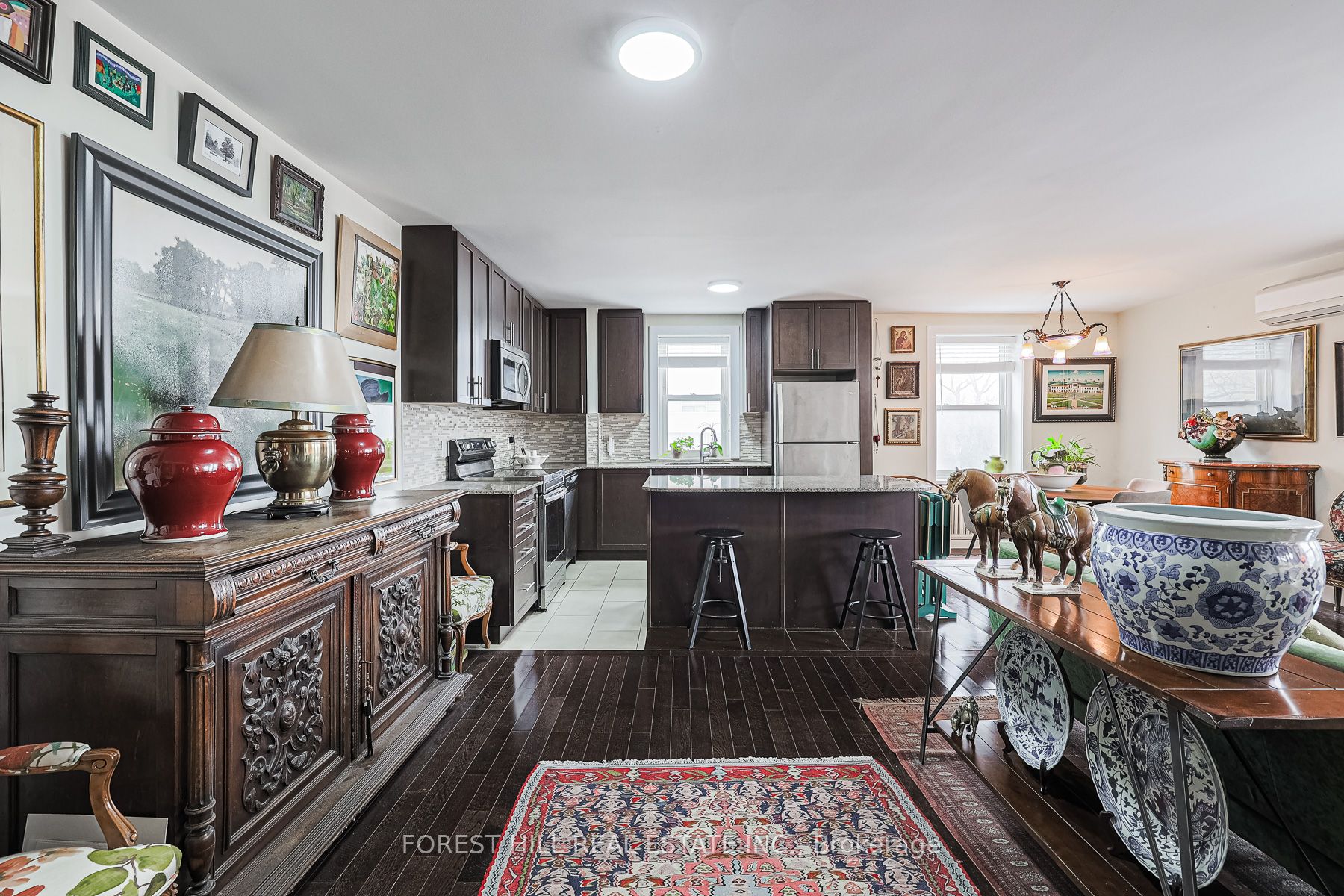 #408 - 2603 Bathurst Street Property Photo 5