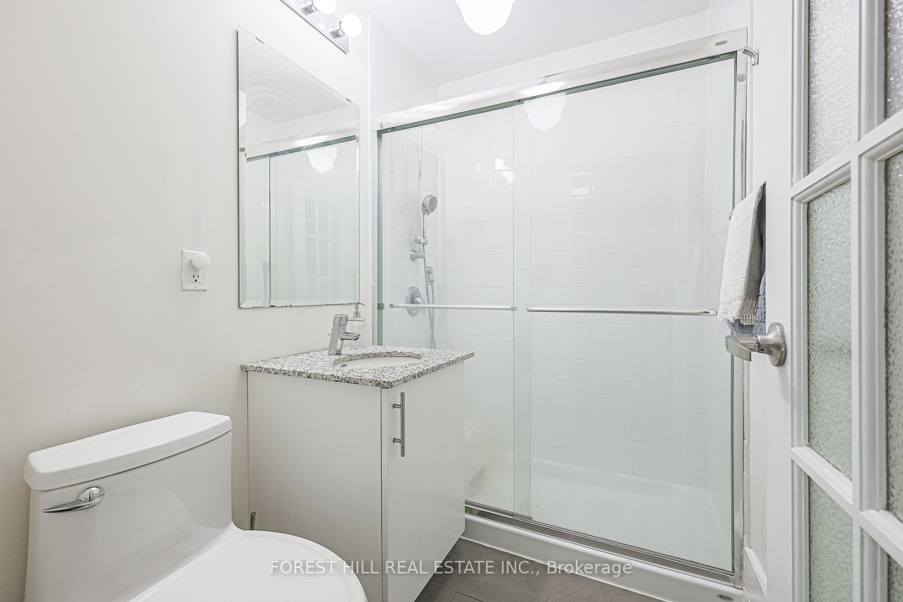 #408 - 2603 Bathurst Street Property Photo 27