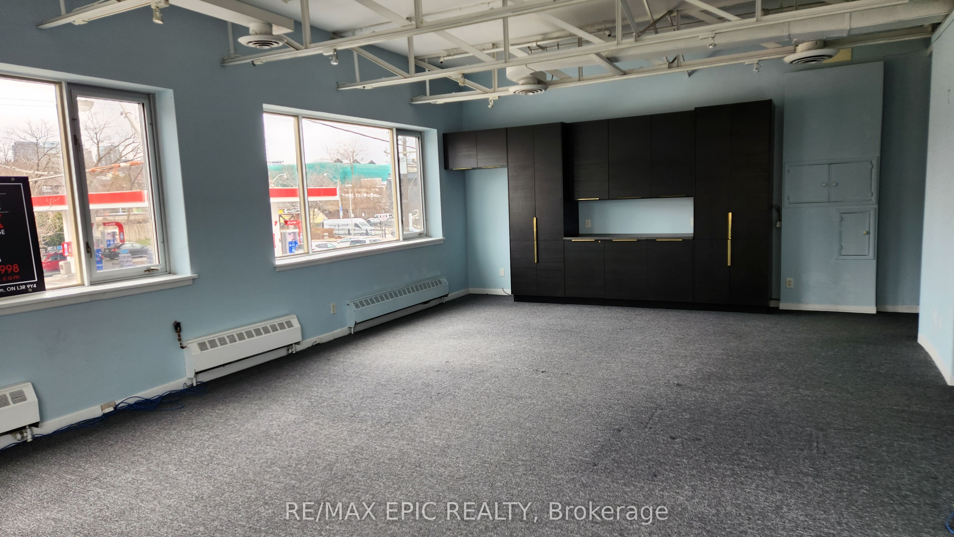 #1 - 329 St George Street Property Photo 4