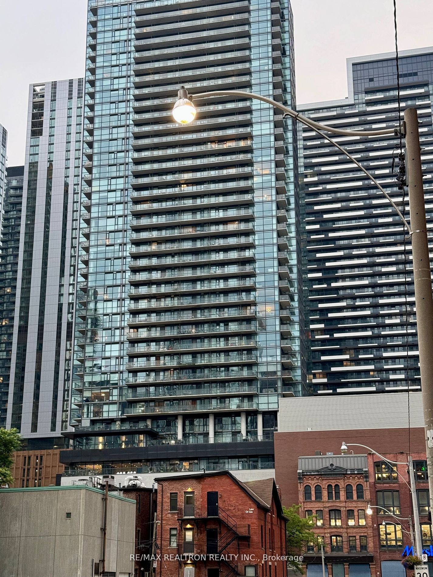 #1607 - 290 Adelaide Street Property Photo 1