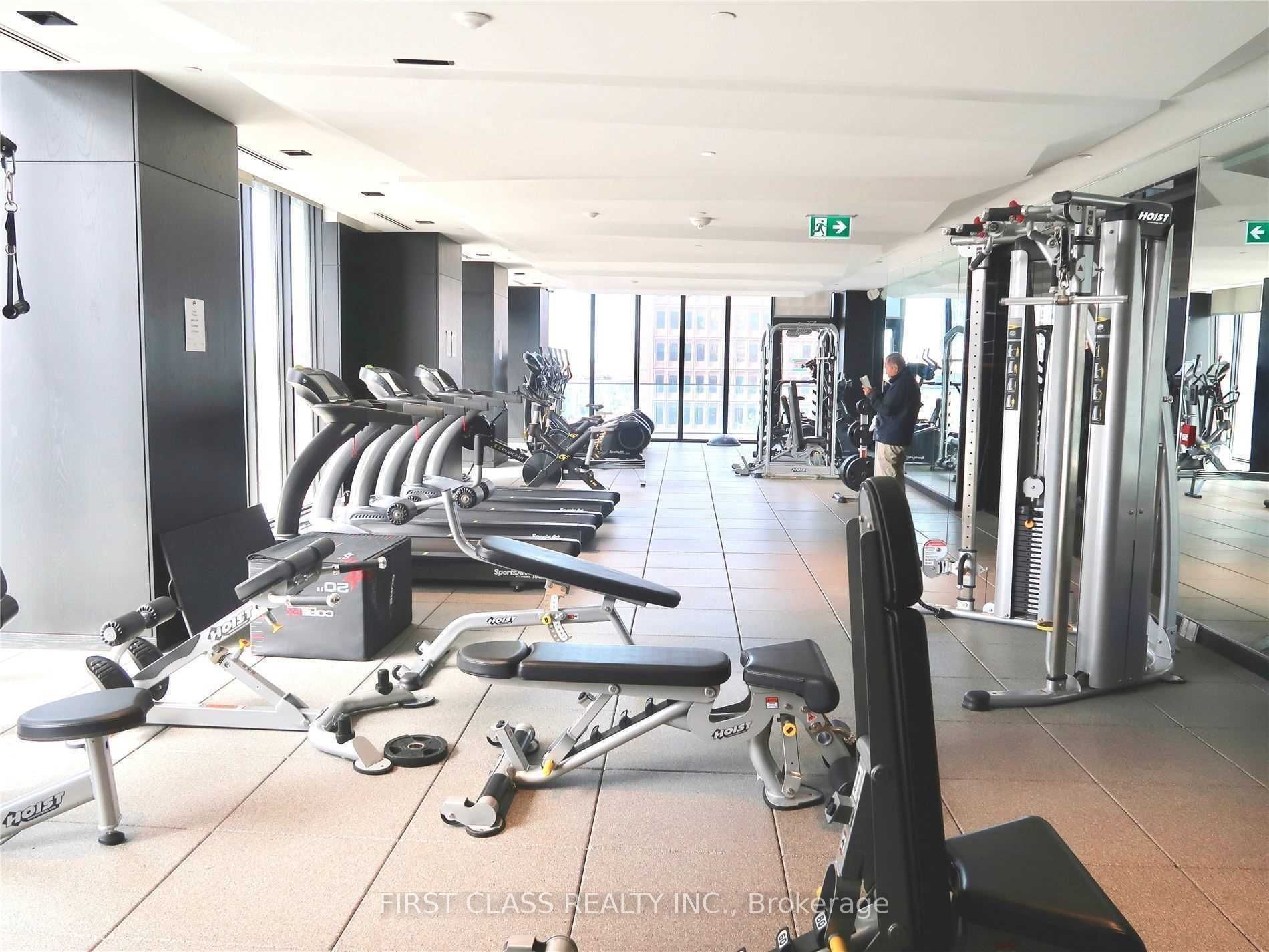 #4302 - 8 Eglinton Avenue Property Photo 13