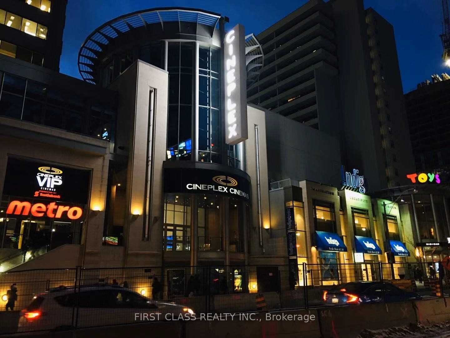 #4302 - 8 Eglinton Avenue Property Photo 14