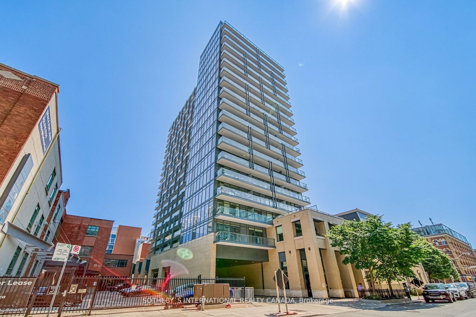 #812 - 105 George Street Property Photo 1