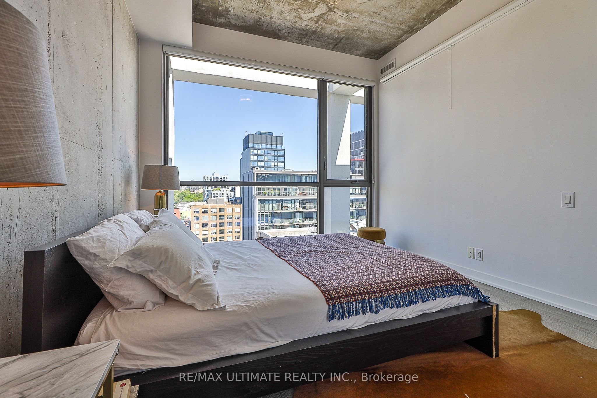 39 Brant Street Ph07 Property Photo 40