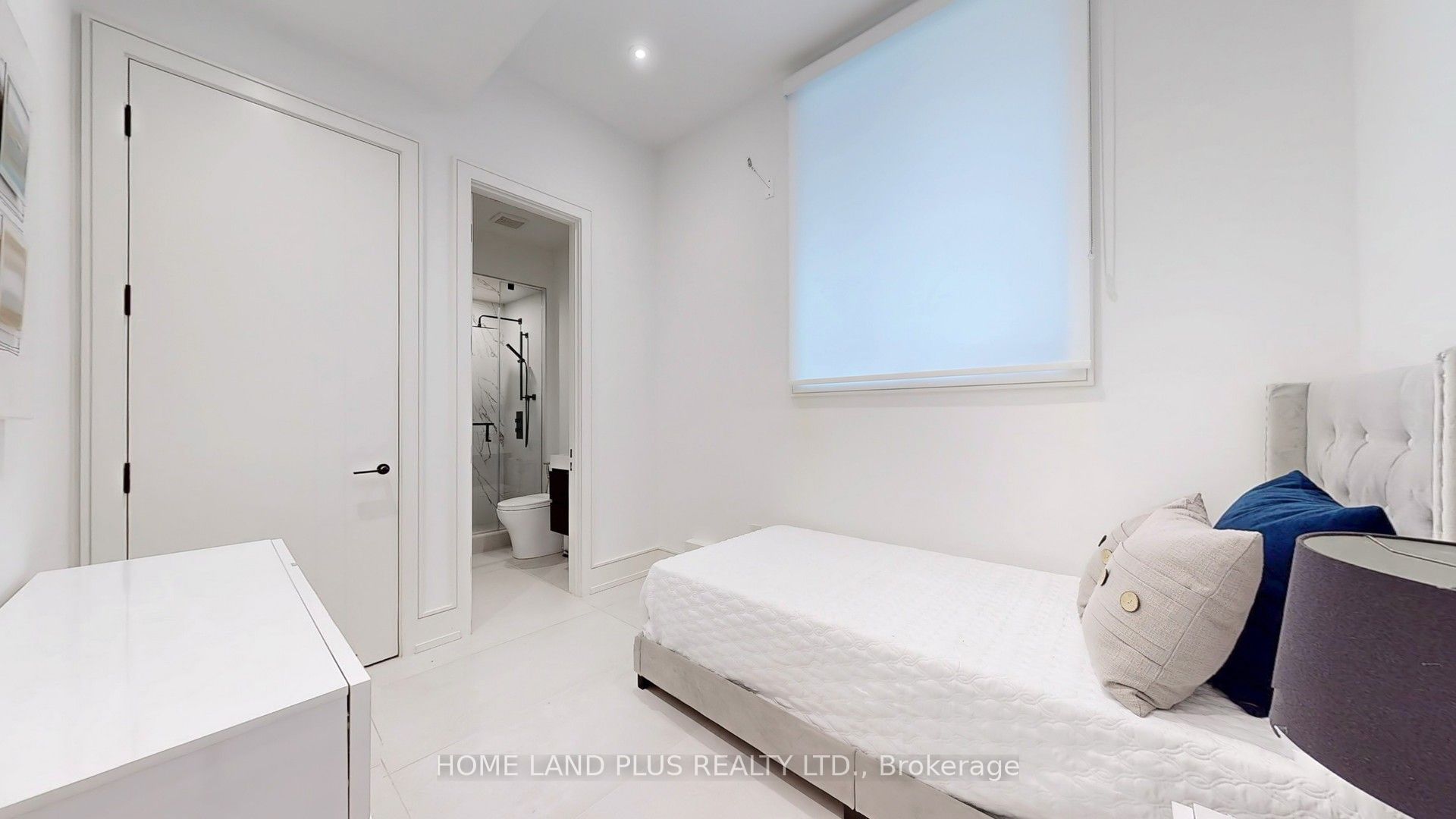 116 Deloraine Avenue Property Photo 39