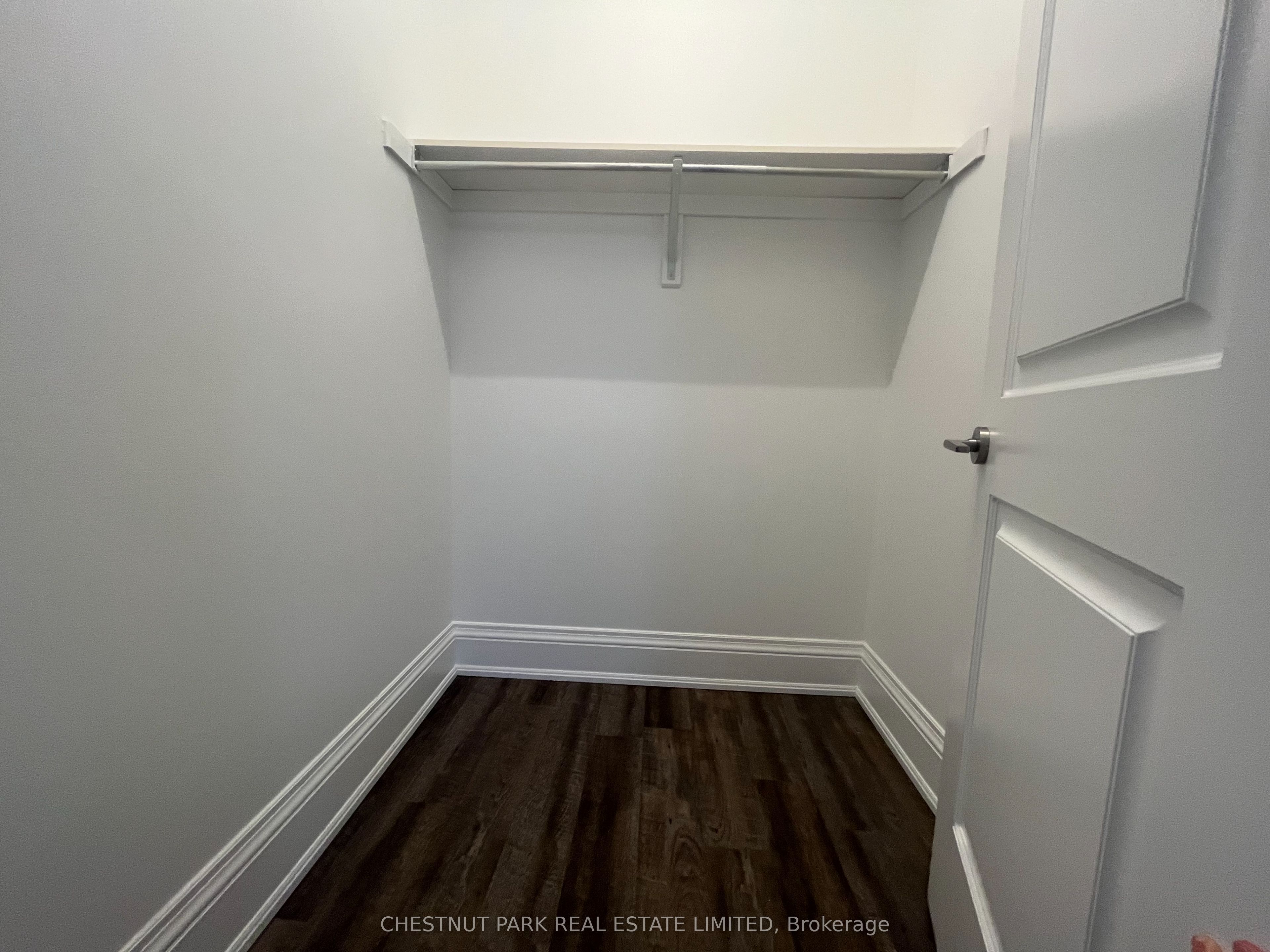 #304 - 3443 Bathurst Street Property Photo 11