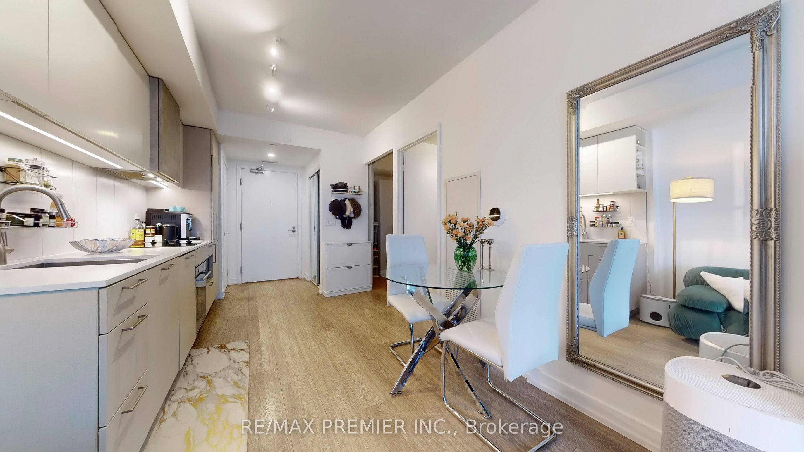 19 Western Battery Road 3203 Property Photo 8