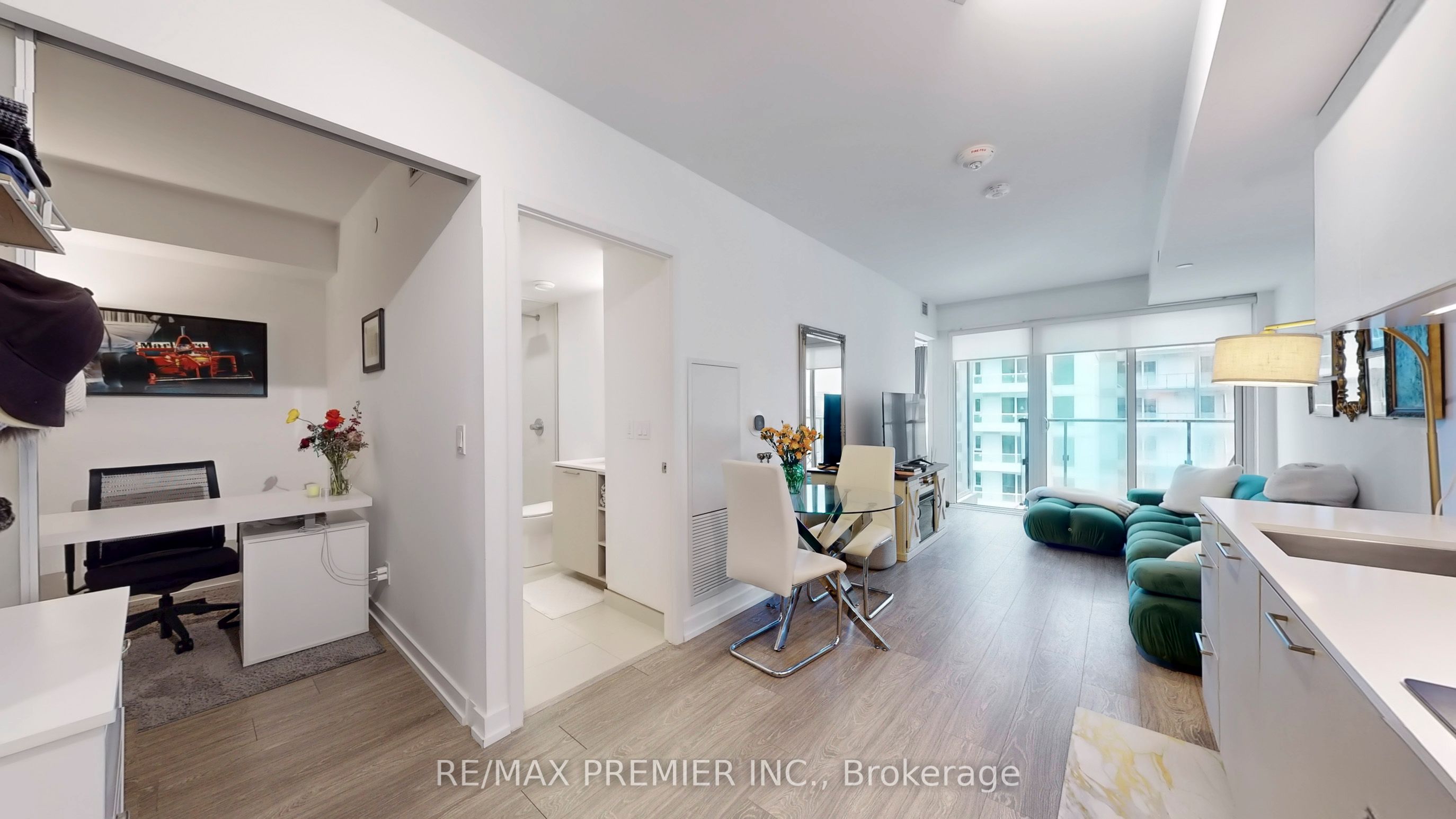 19 Western Battery Road 3203 Property Photo 10