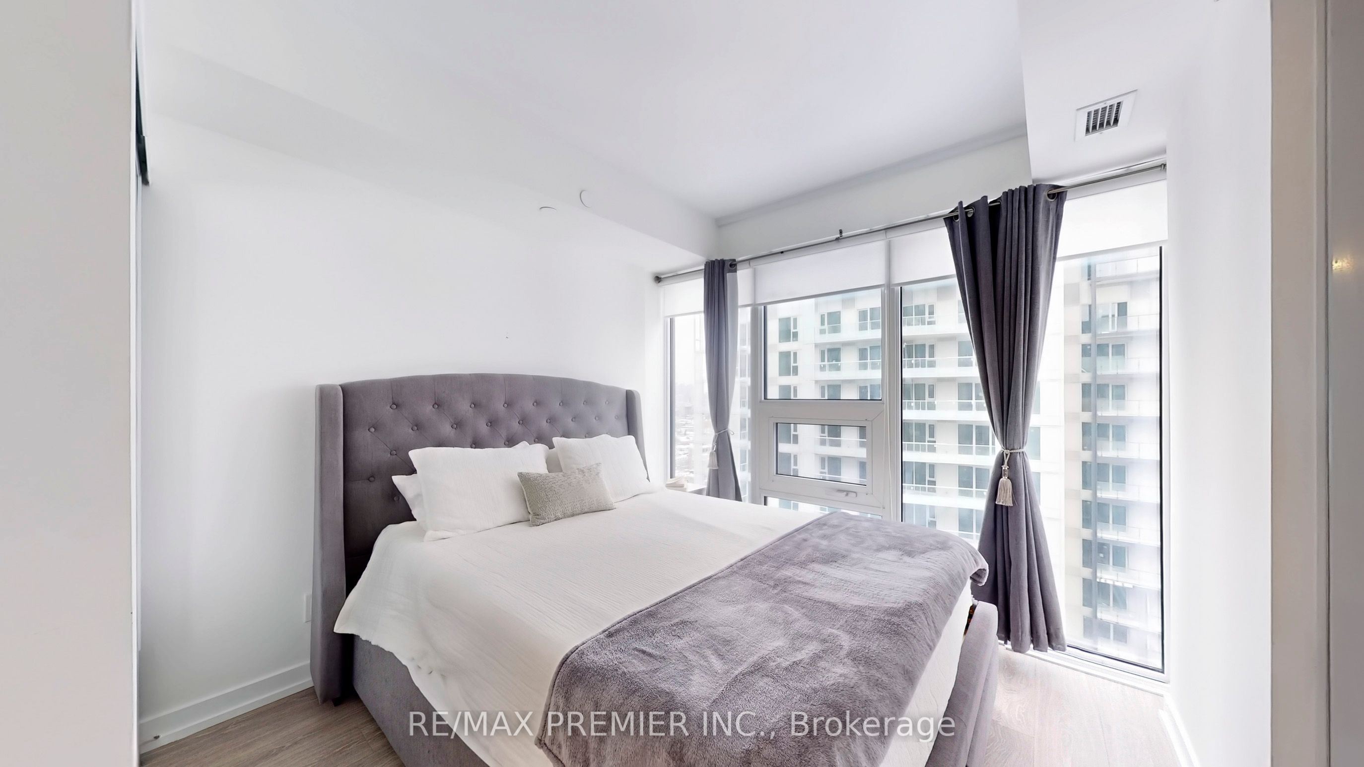 19 Western Battery Road 3203 Property Photo 16