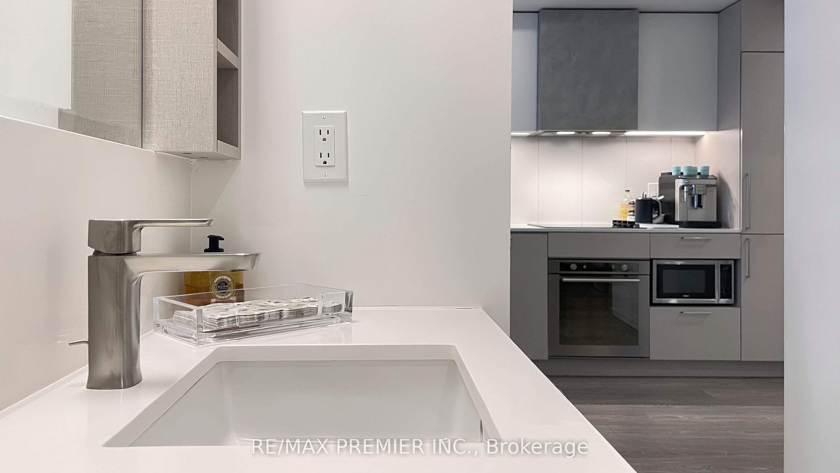 19 Western Battery Road 3203 Property Photo 24