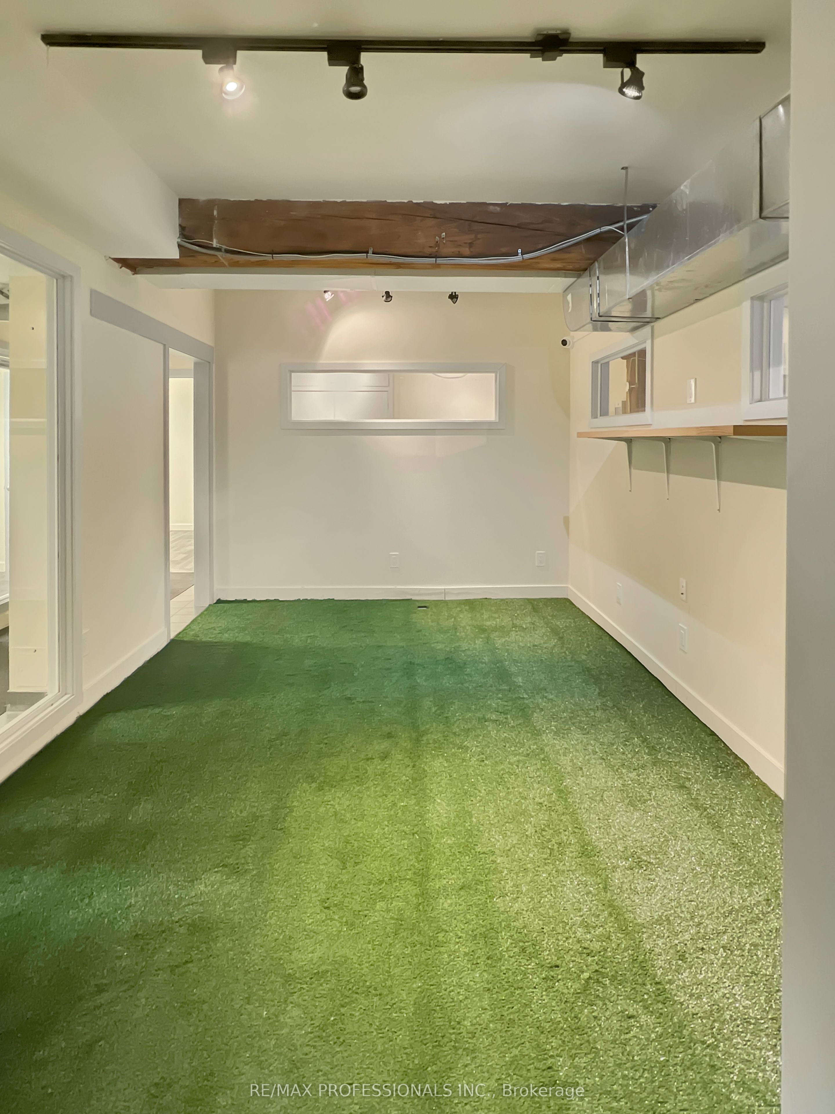 #unit 1 - 290 Shuter Street Property Photo 19