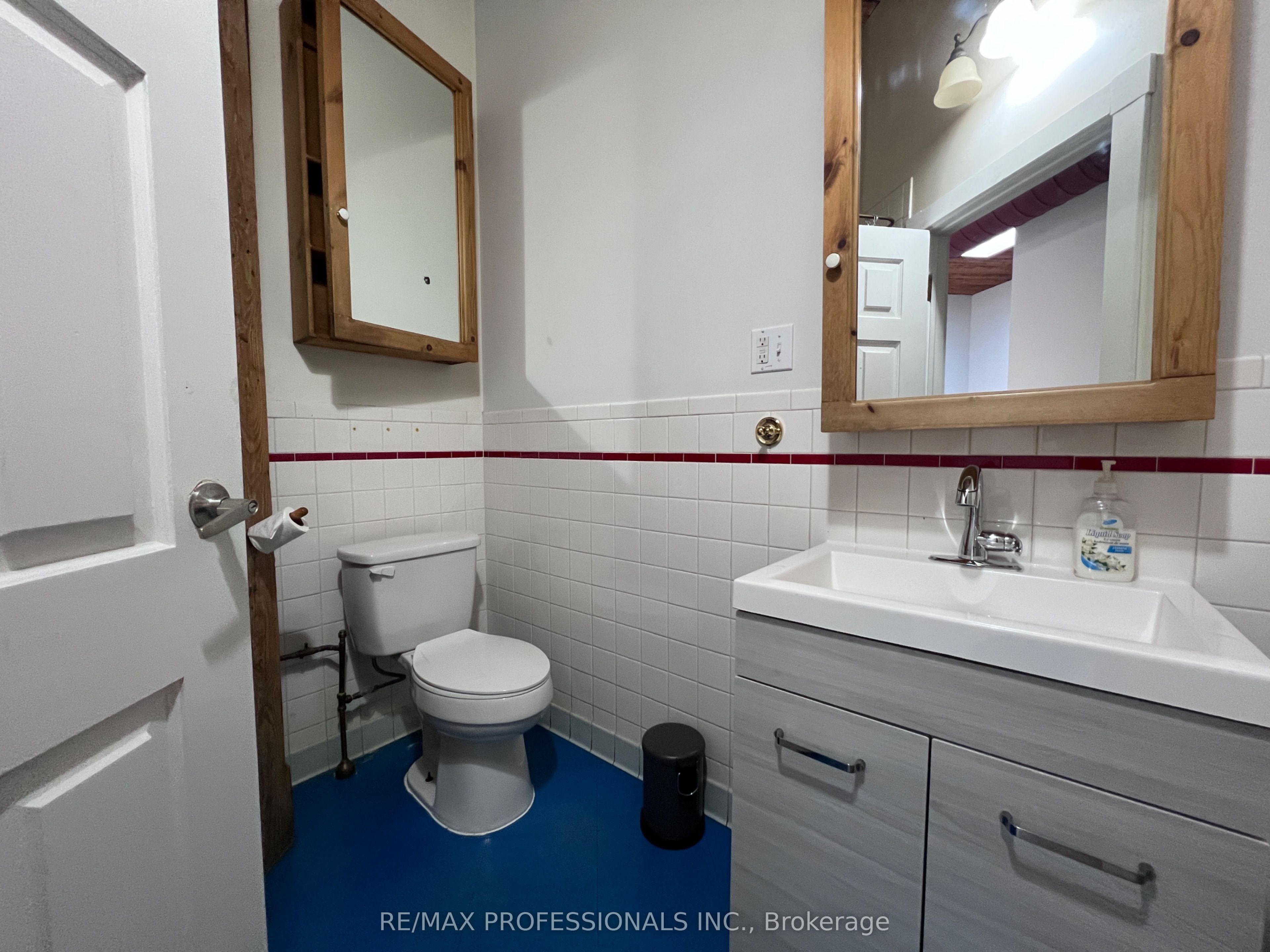 #unit 3 - 290 Shuter Street Property Photo 21