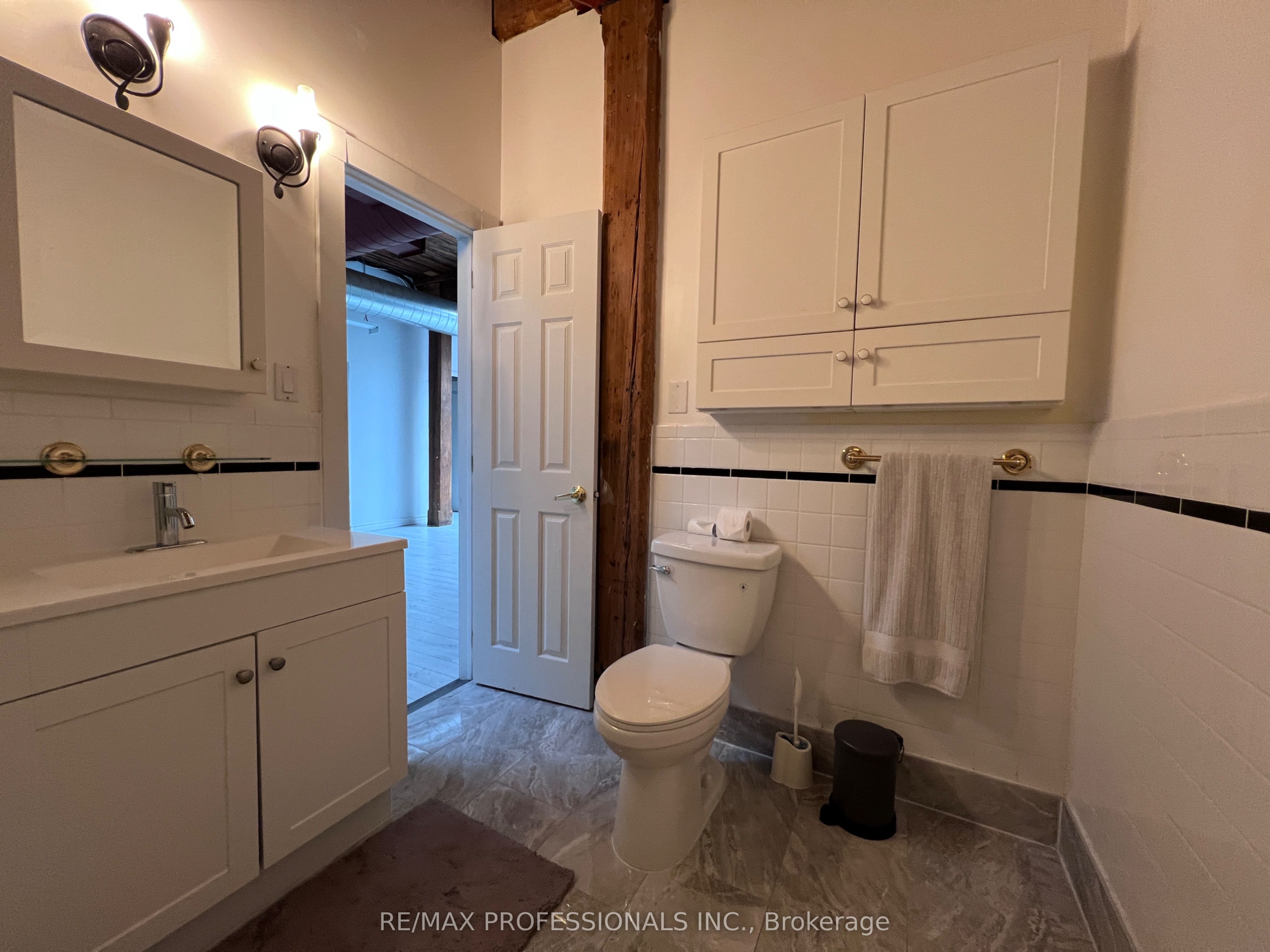 #unit 3 - 290 Shuter Street Property Photo 22