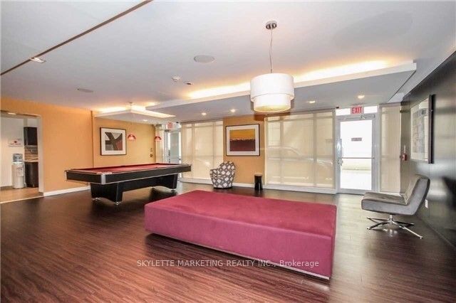 #436 - 5 Hanna Avenue Property Photo 23