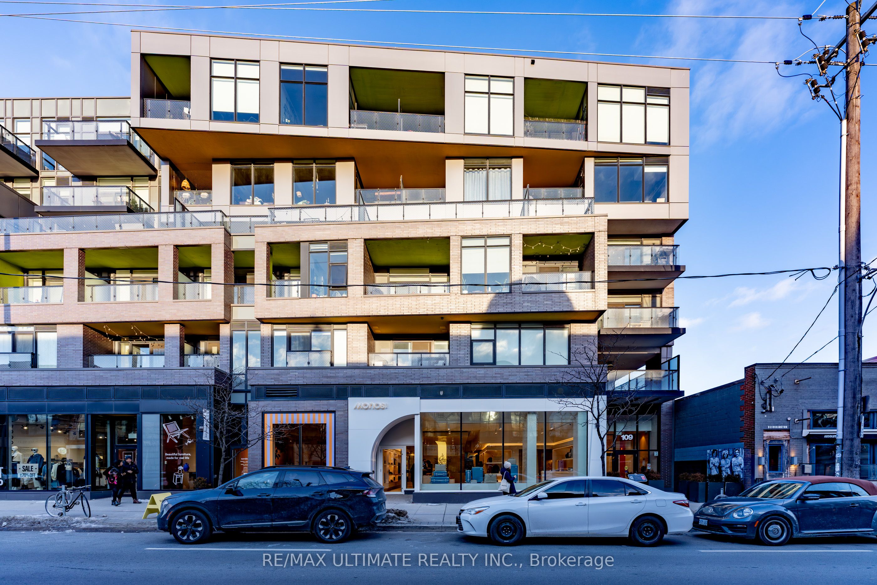 #204 - 109 Ossington Avenue Property Photo 1