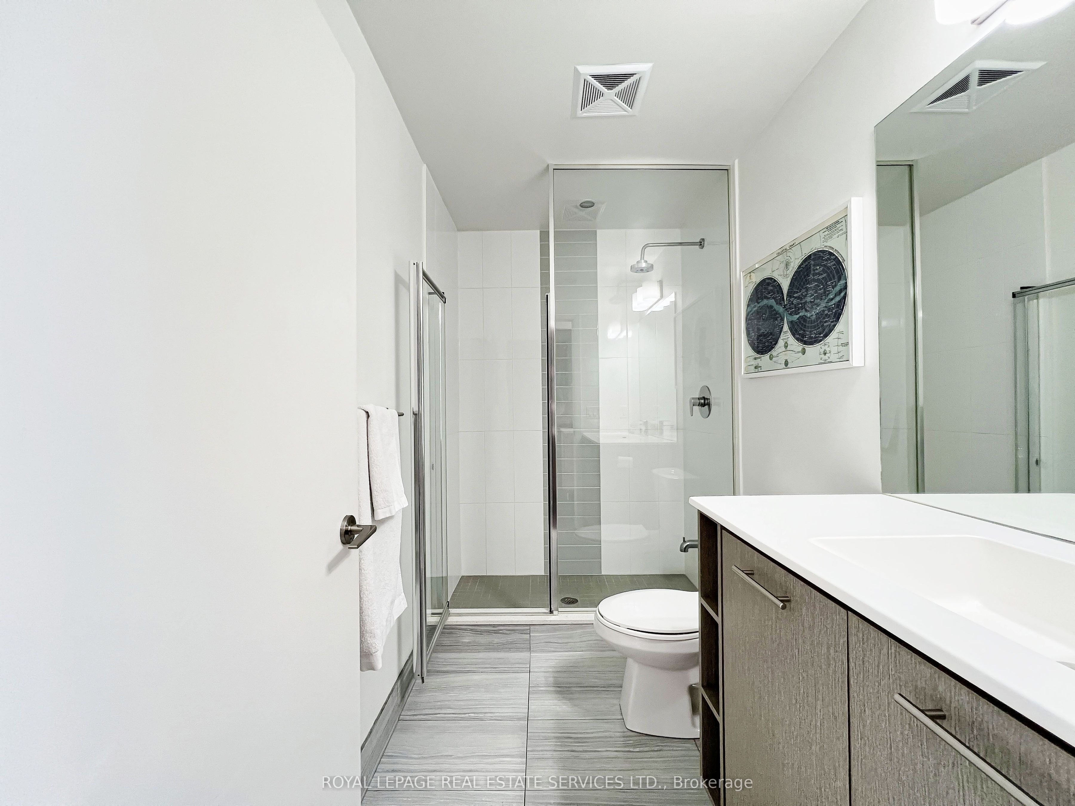 435 Richmond Street W 306 Property Photo 35