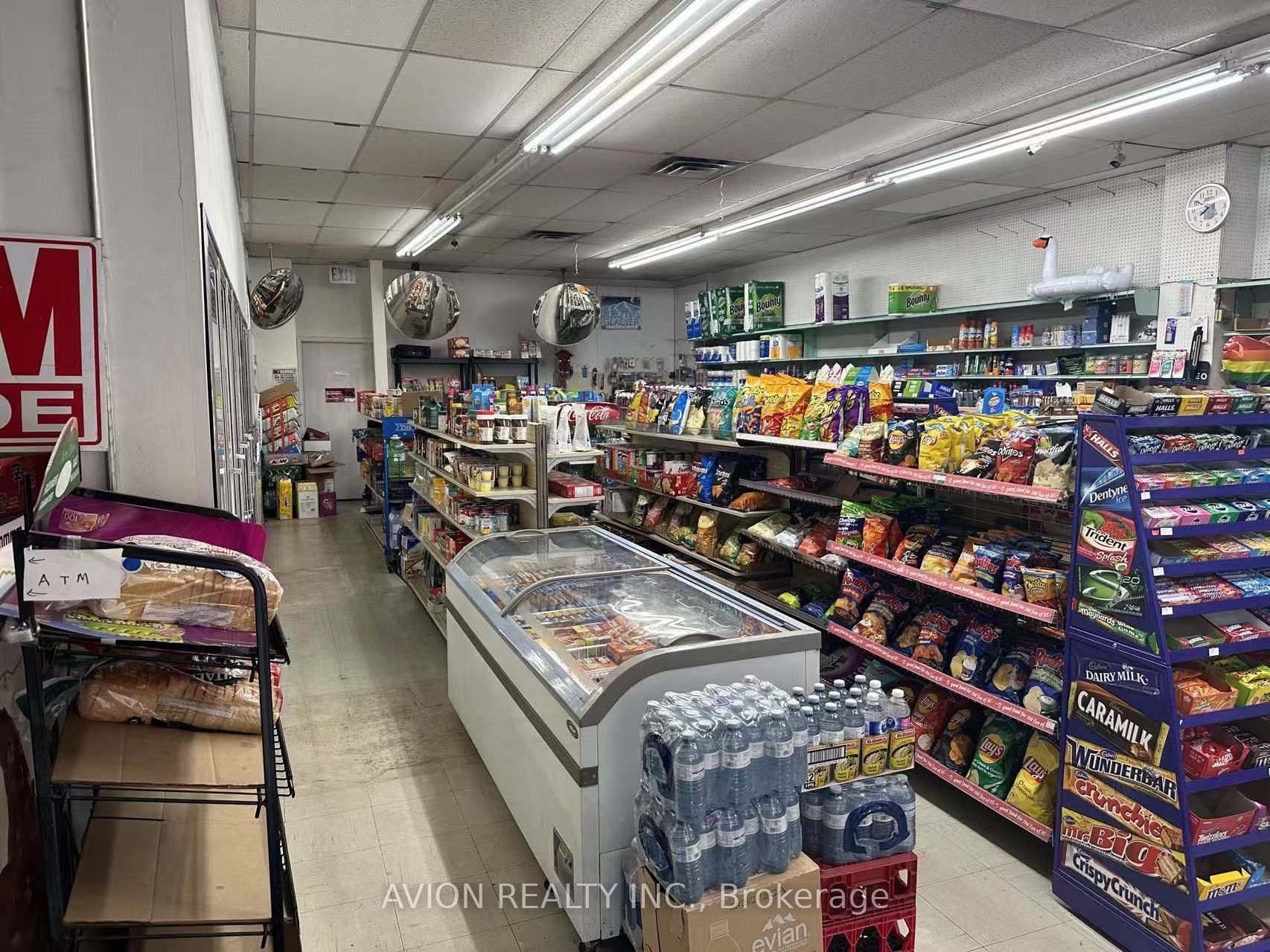 585 Church Street Property Photo 2