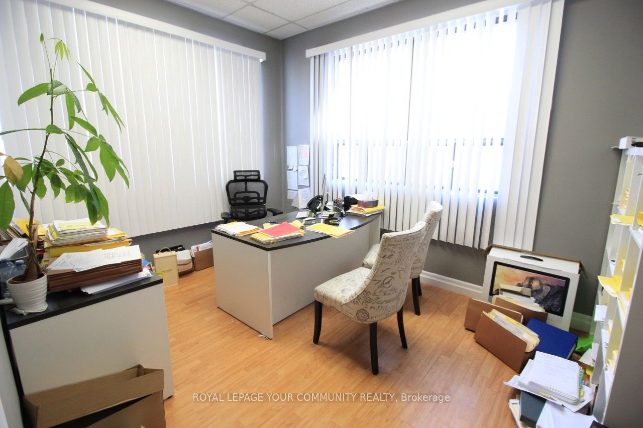 #202 - 81 Sheppard Avenue Property Photo 4