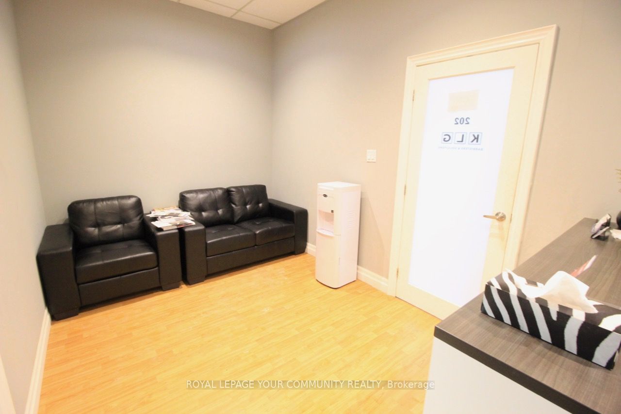 #202 - 81 Sheppard Avenue Property Photo 6