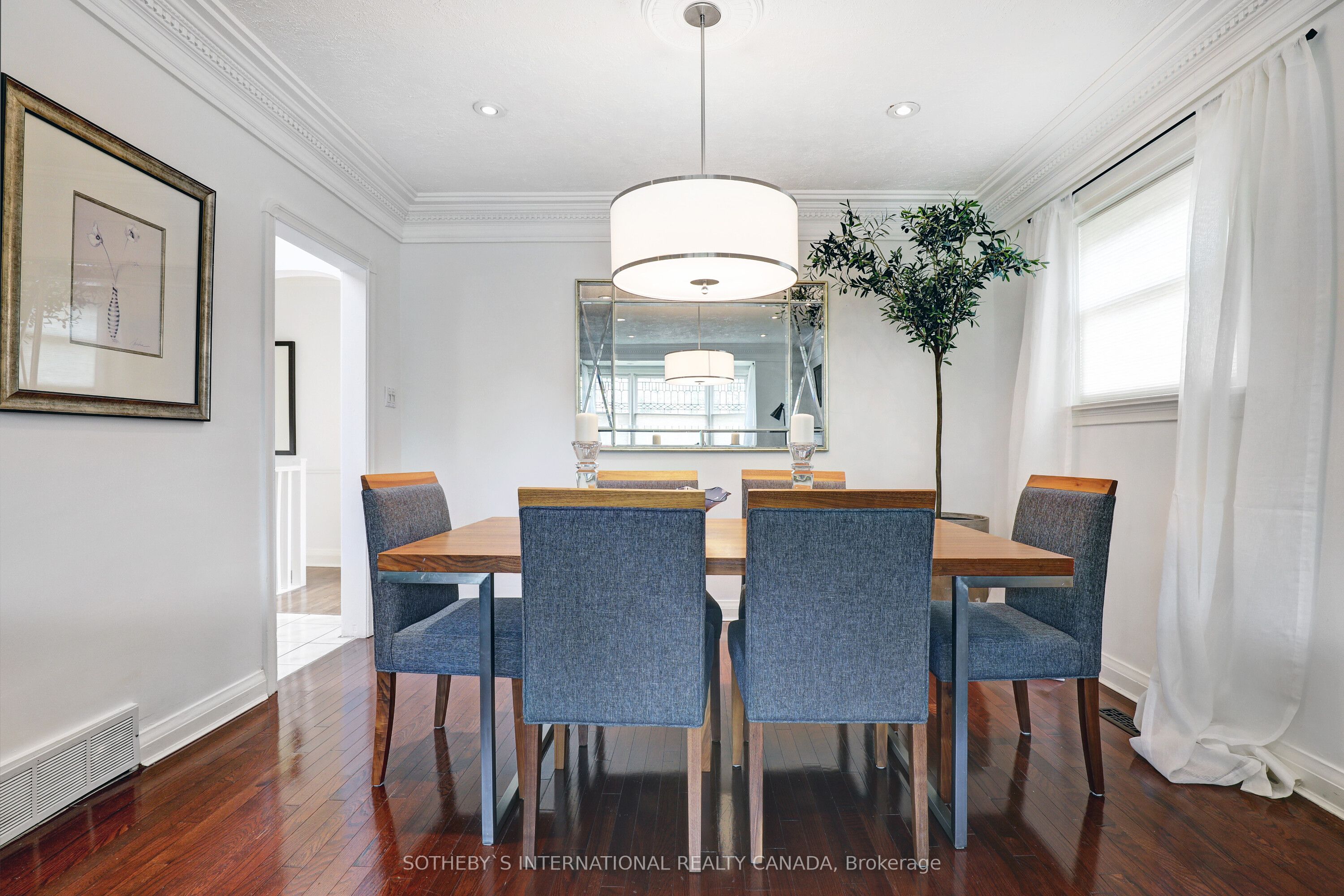 19 Southvale Drive Property Photo 8