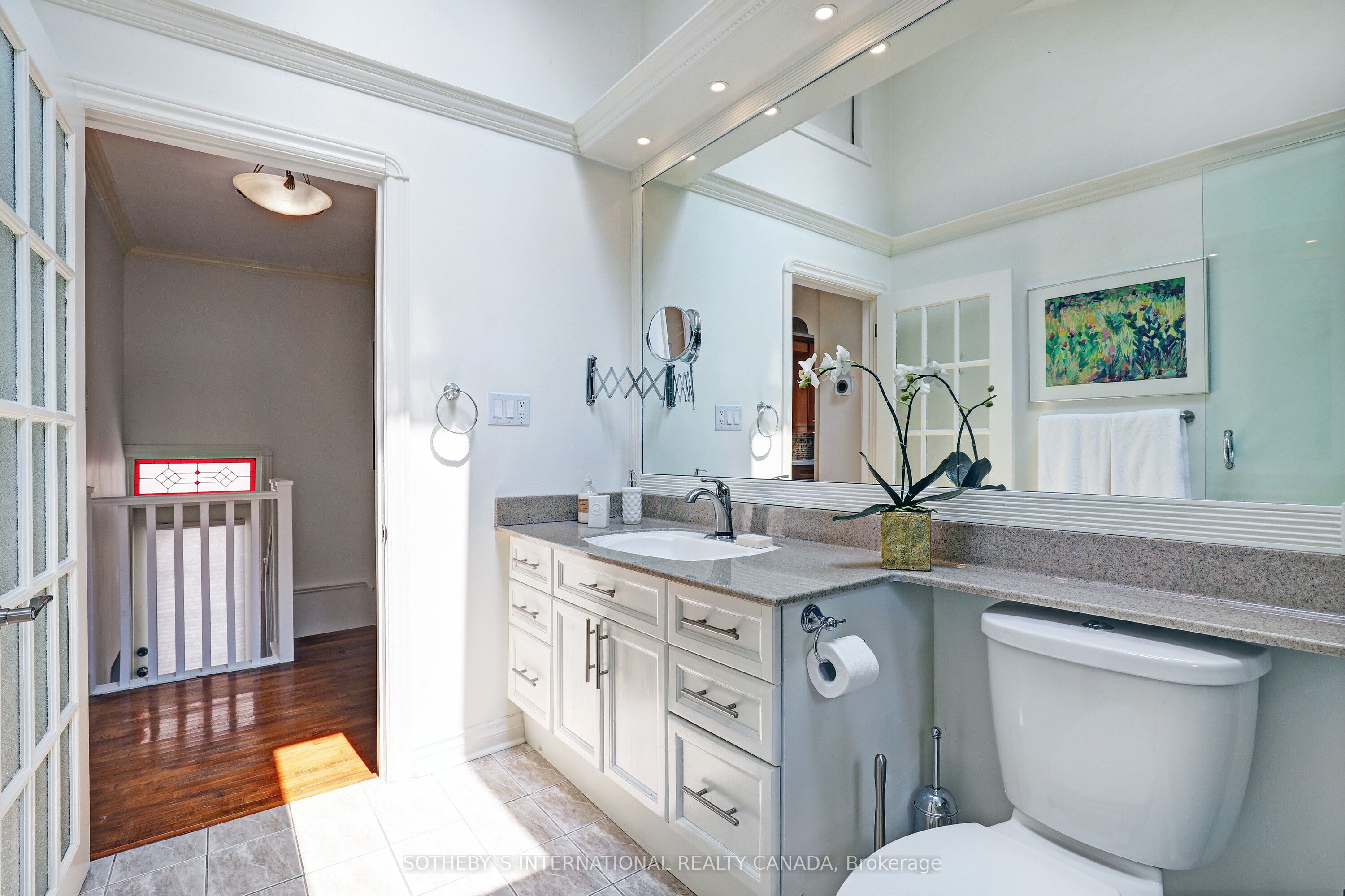19 Southvale Drive Property Photo 14