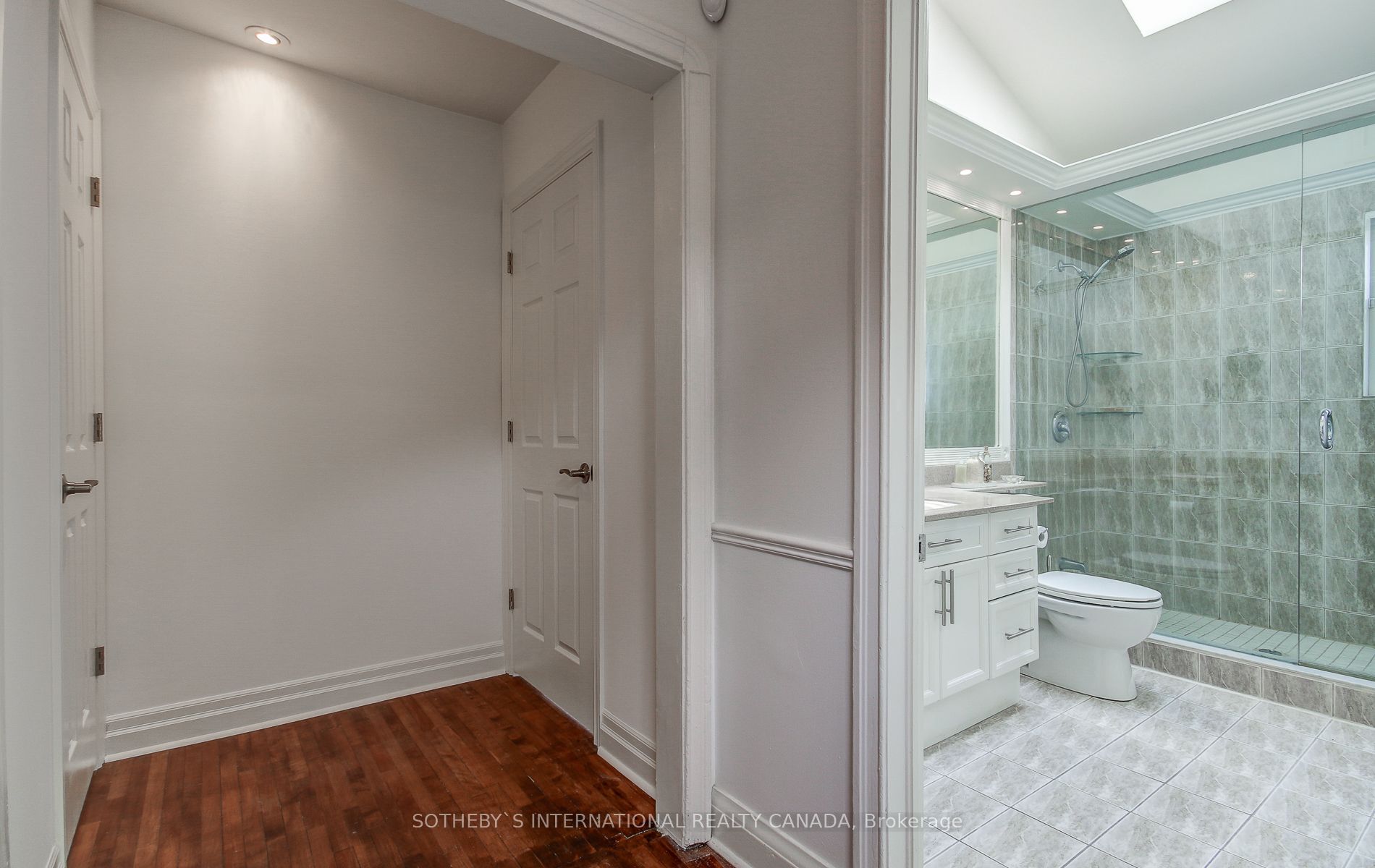 19 Southvale Drive Property Photo 15
