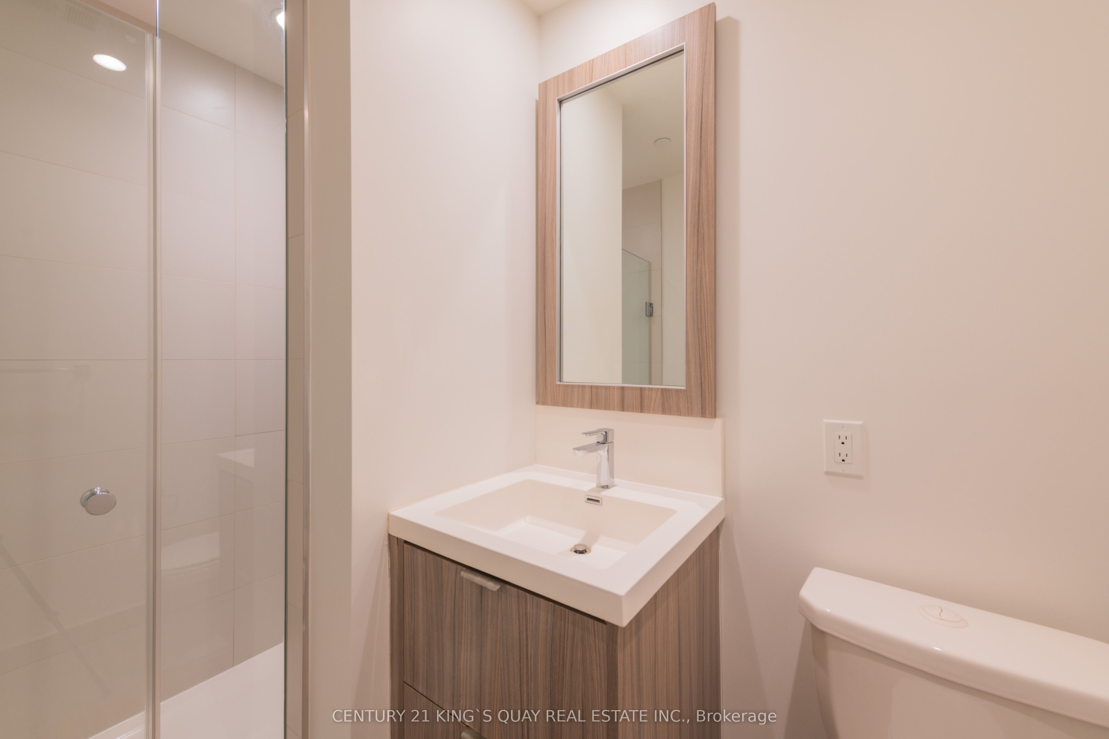 #219 - 80 Vanauley Street Property Photo 18