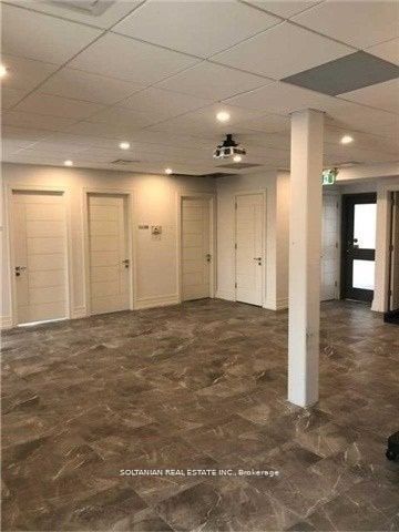 #300 - 175 Willowdale Avenue Property Photo 3